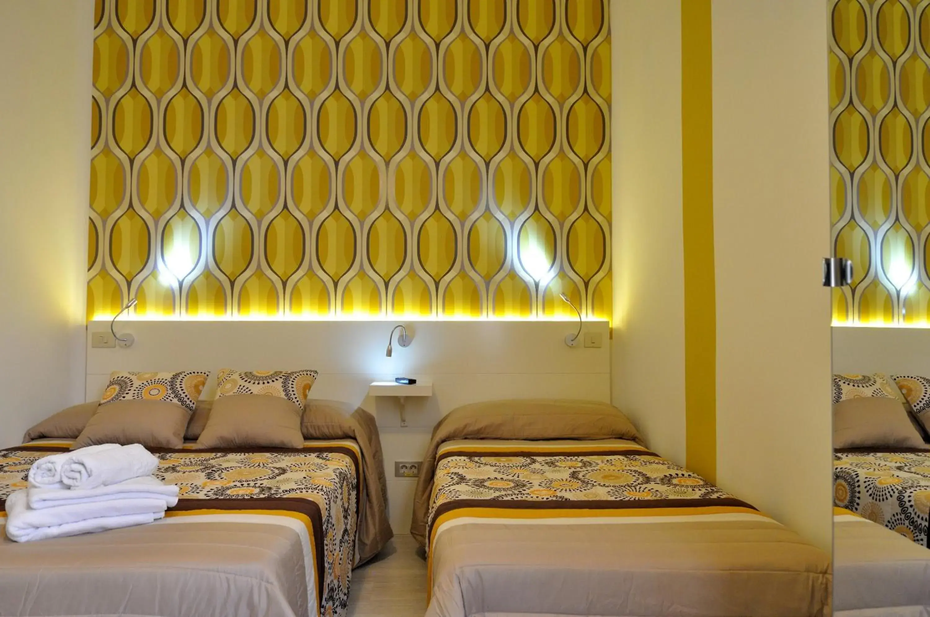 Other in Far Home Plaza Mayor Other in Far Home Plaza Mayor