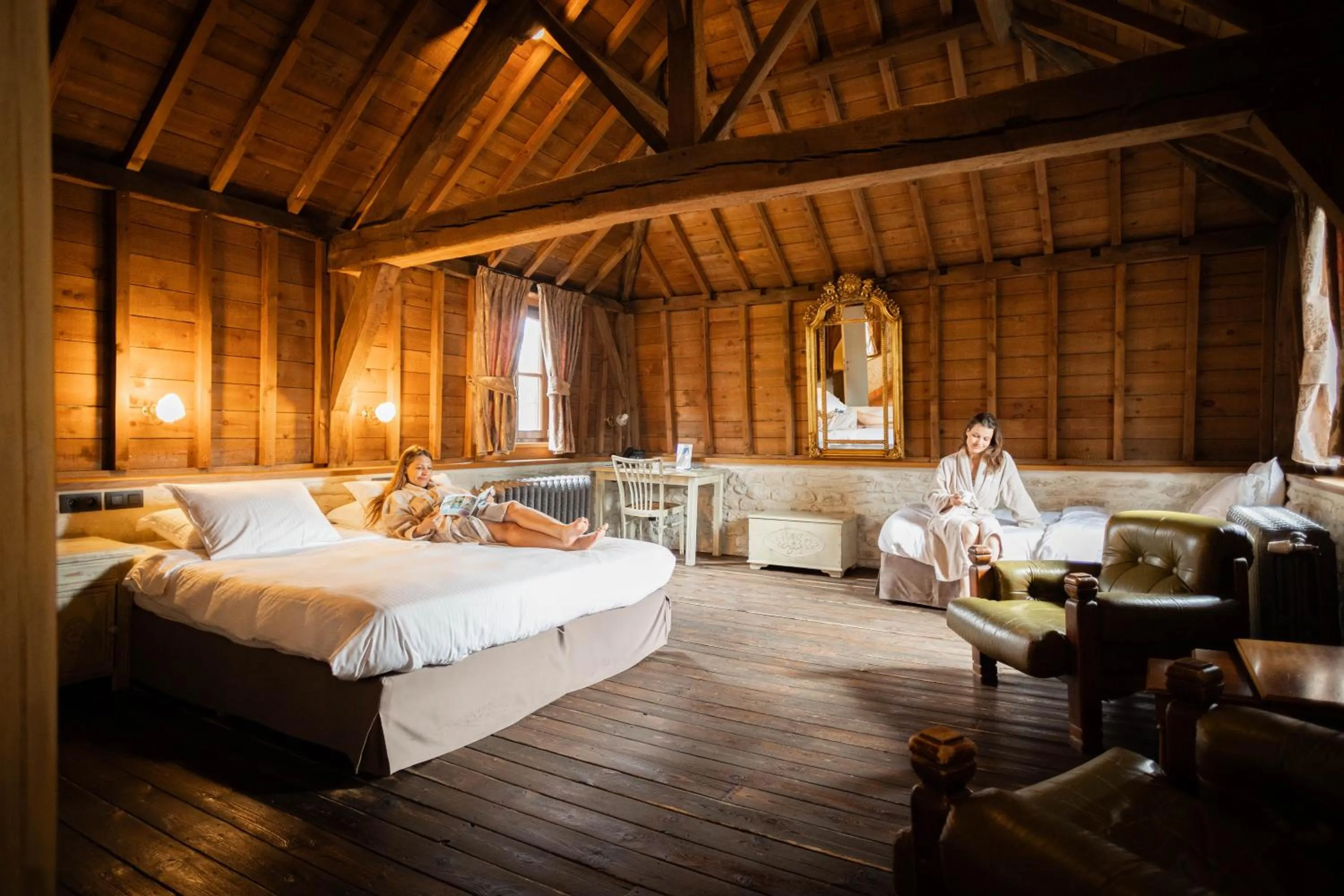 Bed in Thermae Boetfort Hotel