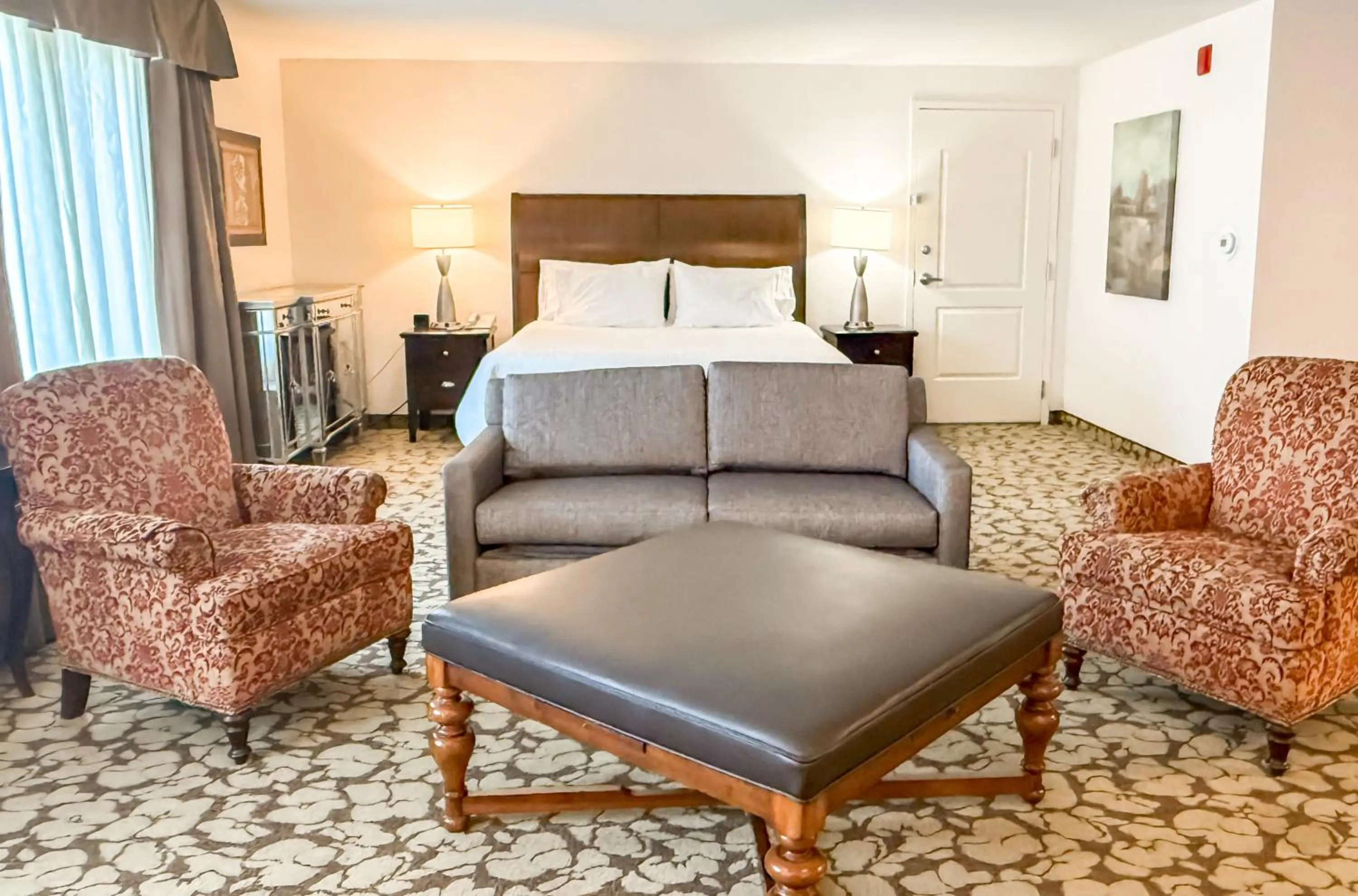 Bed in Hilton Garden Inn Gilroy