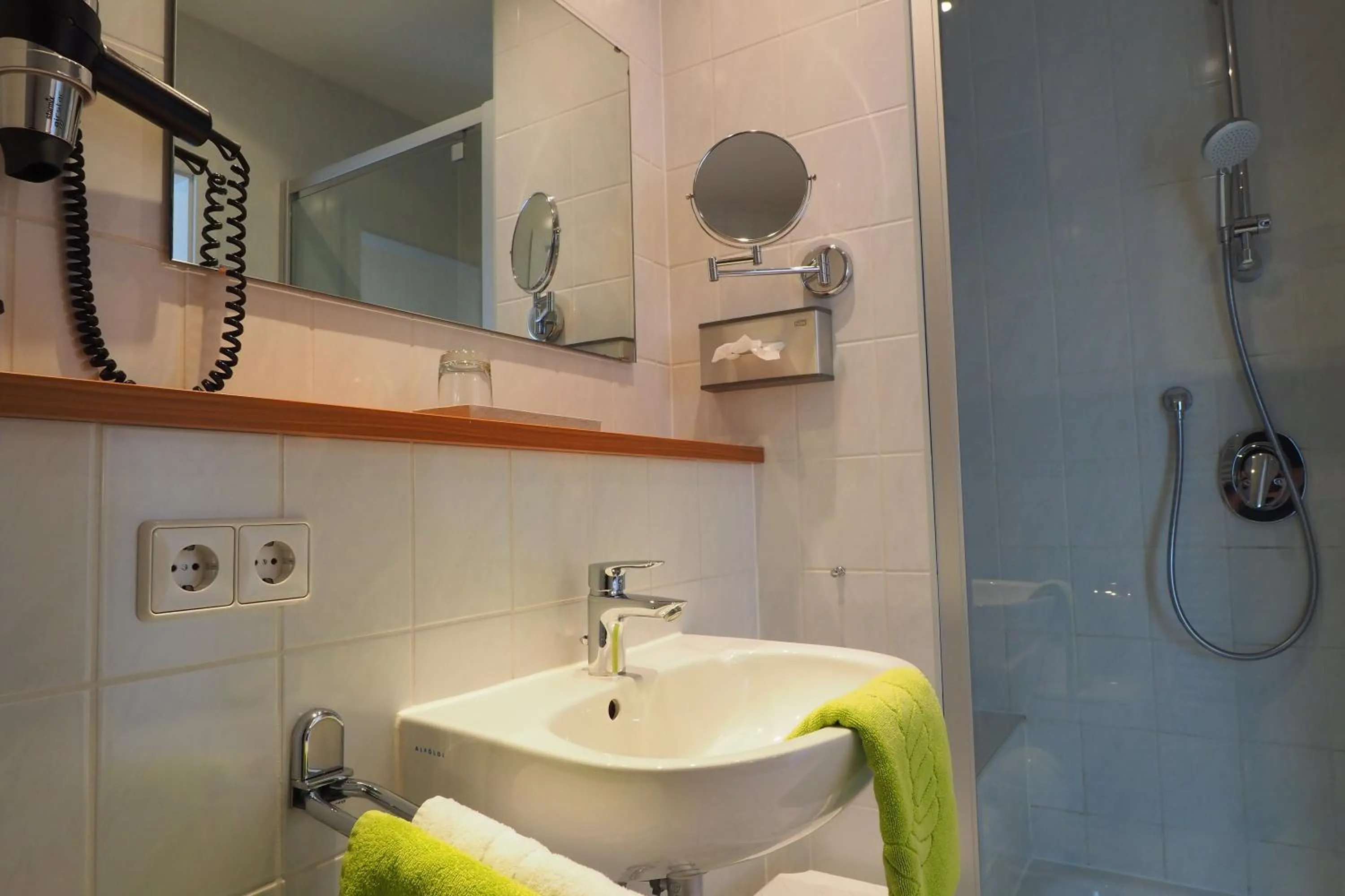 Bathroom in Hotel Alexa