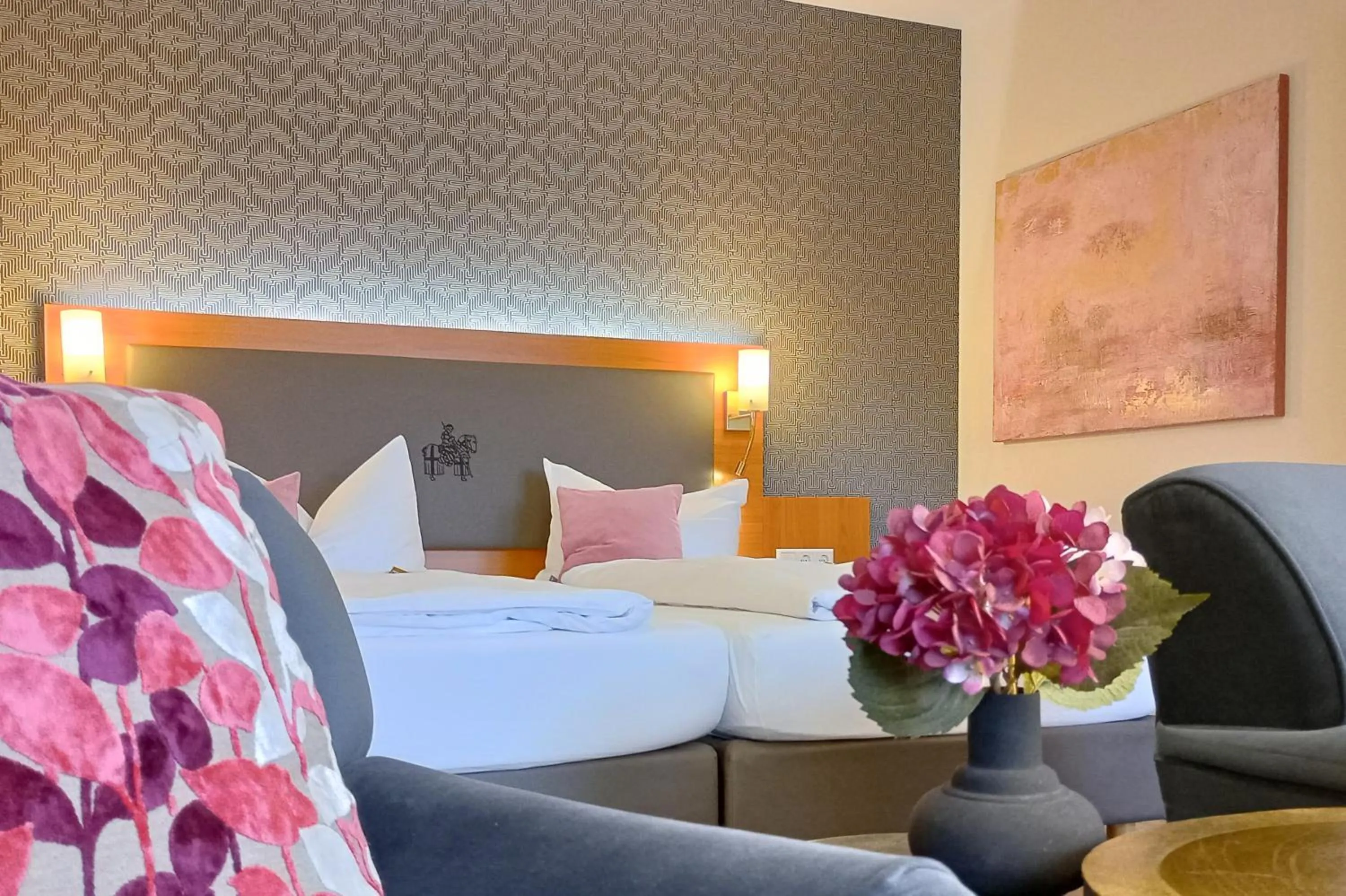 Photo of the whole room, Bed in Hotel Alexa