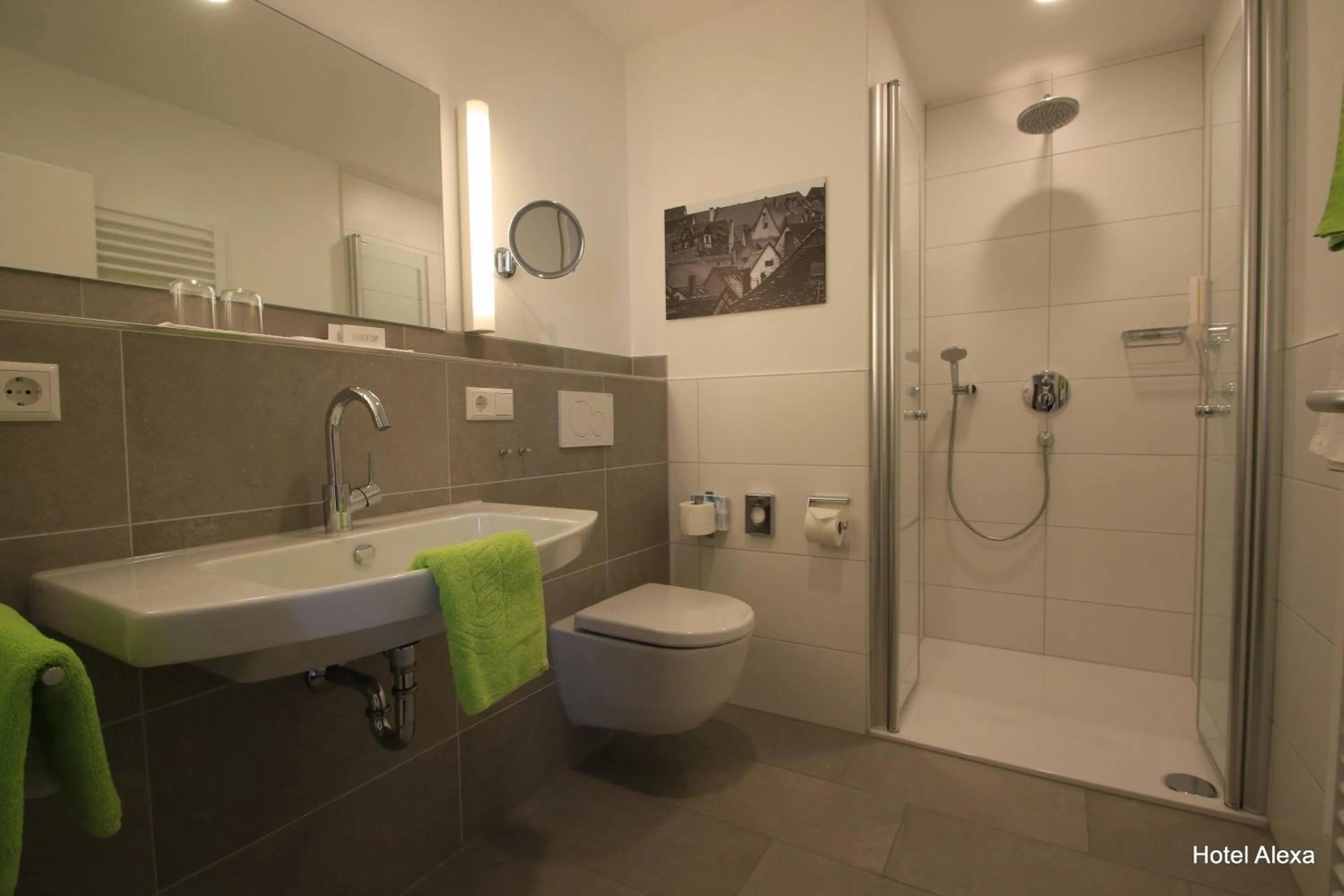 Bathroom in Hotel Alexa