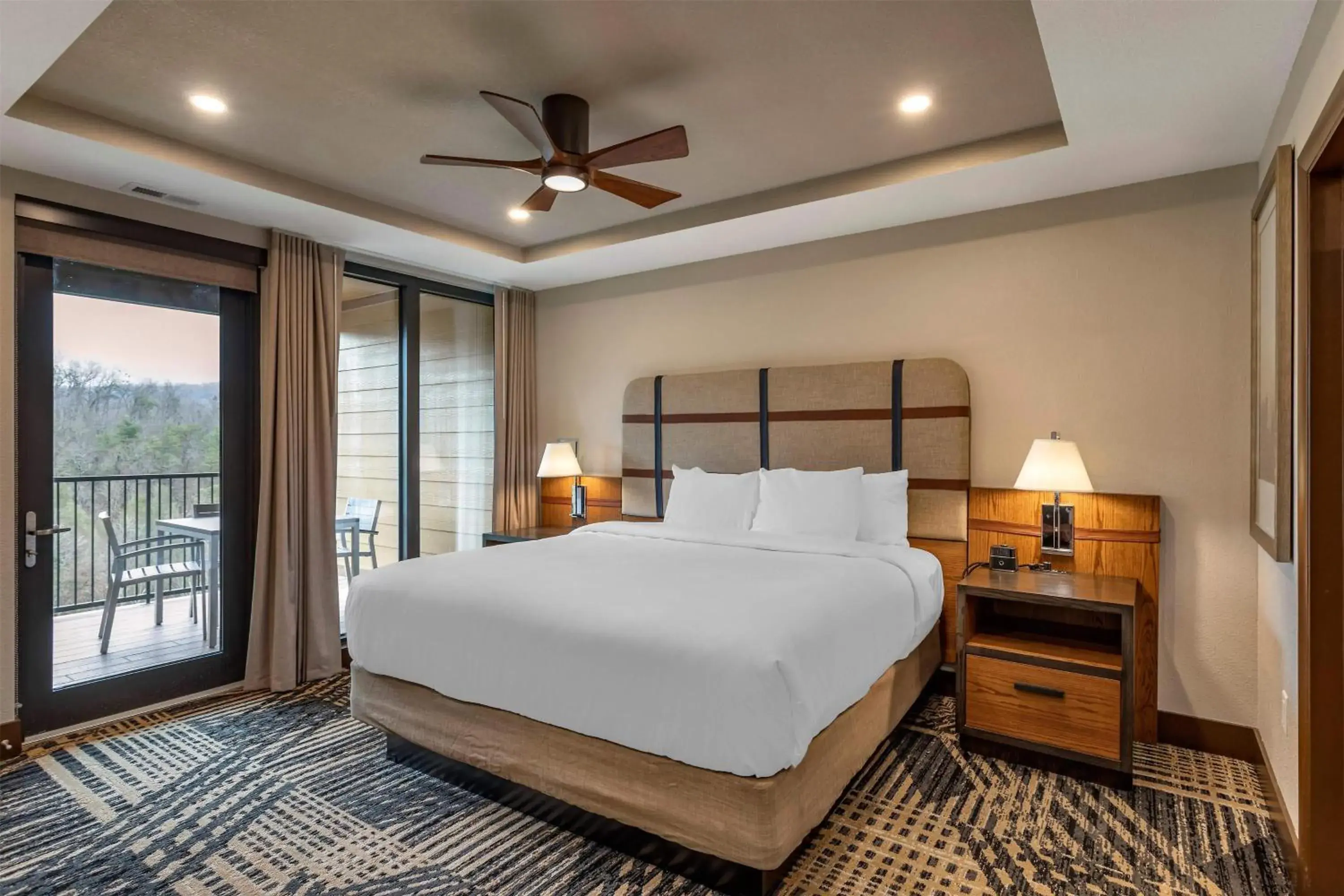 Bed in Hilton Vacation Club MountainLoft Gatlinburg Bed in Hilton Vacation Club MountainLoft Gatlinburg