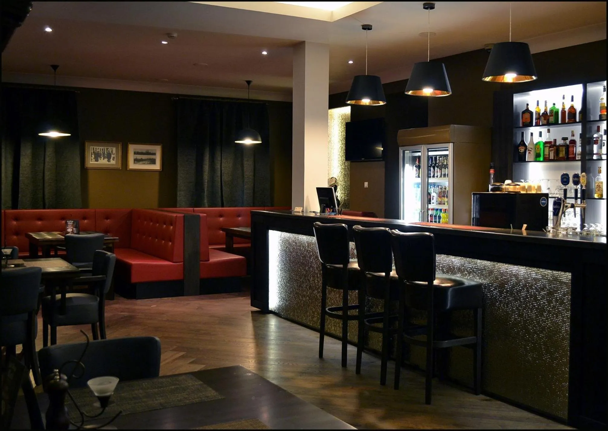 Restaurant/places to eat in Hotell Wesenbergh