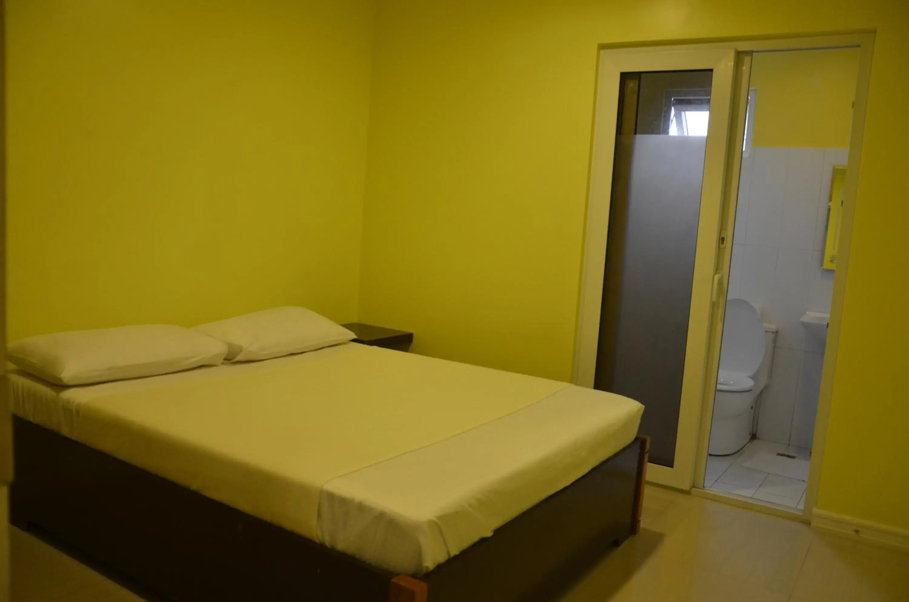 Bed in RL Veranda Suite Bed in RL Veranda Suite