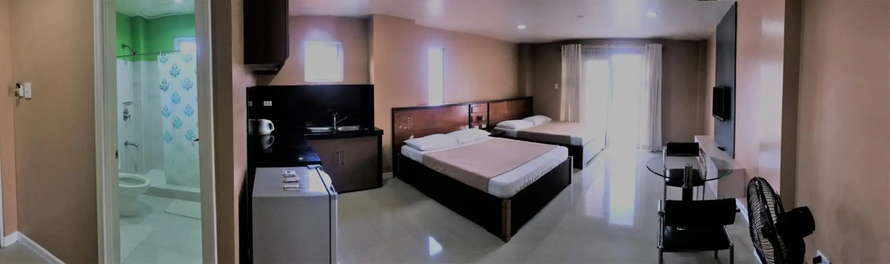 Bed in RL Veranda Suite Bed in RL Veranda Suite