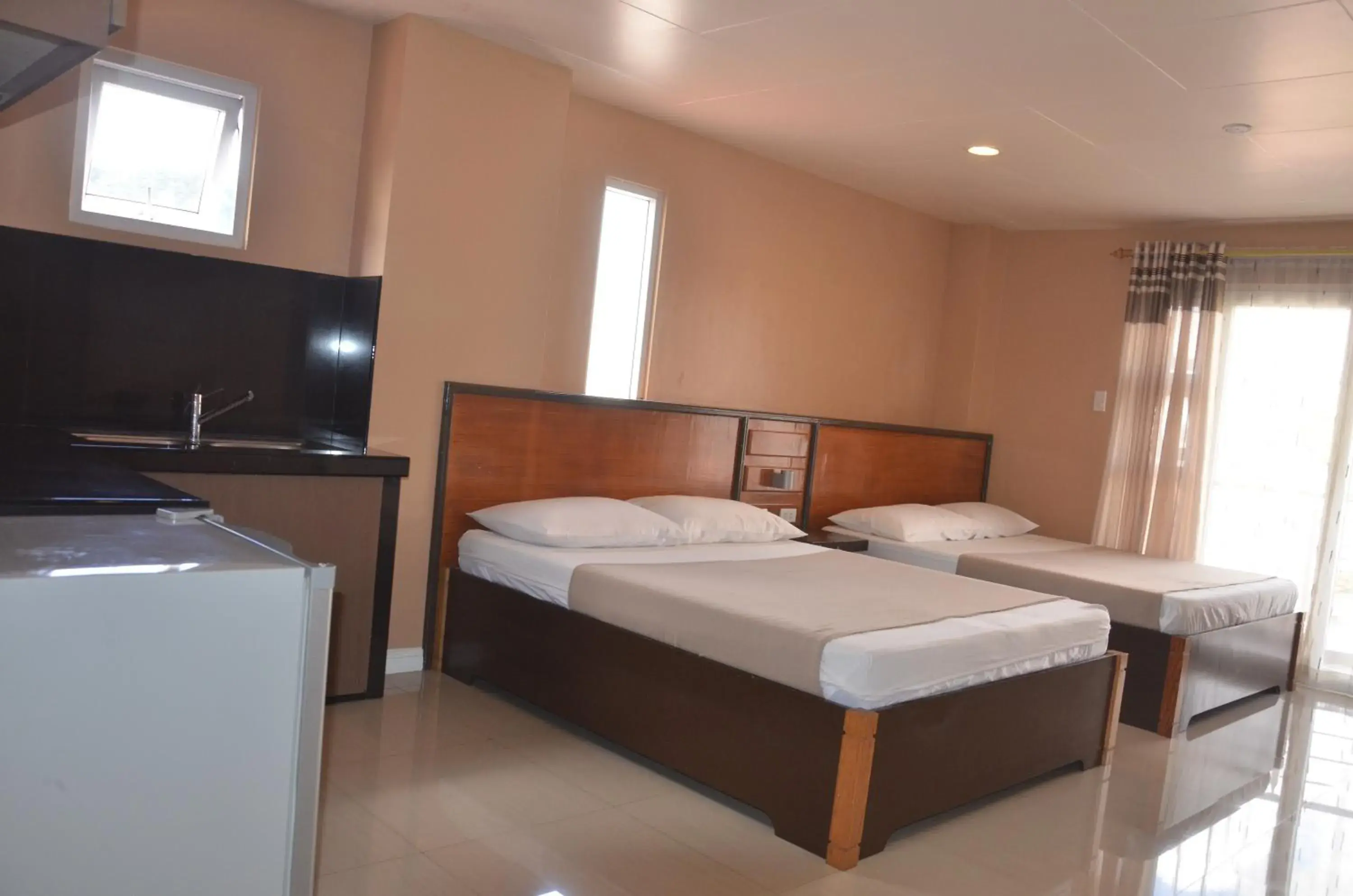 Bed in RL Veranda Suite Bed in RL Veranda Suite