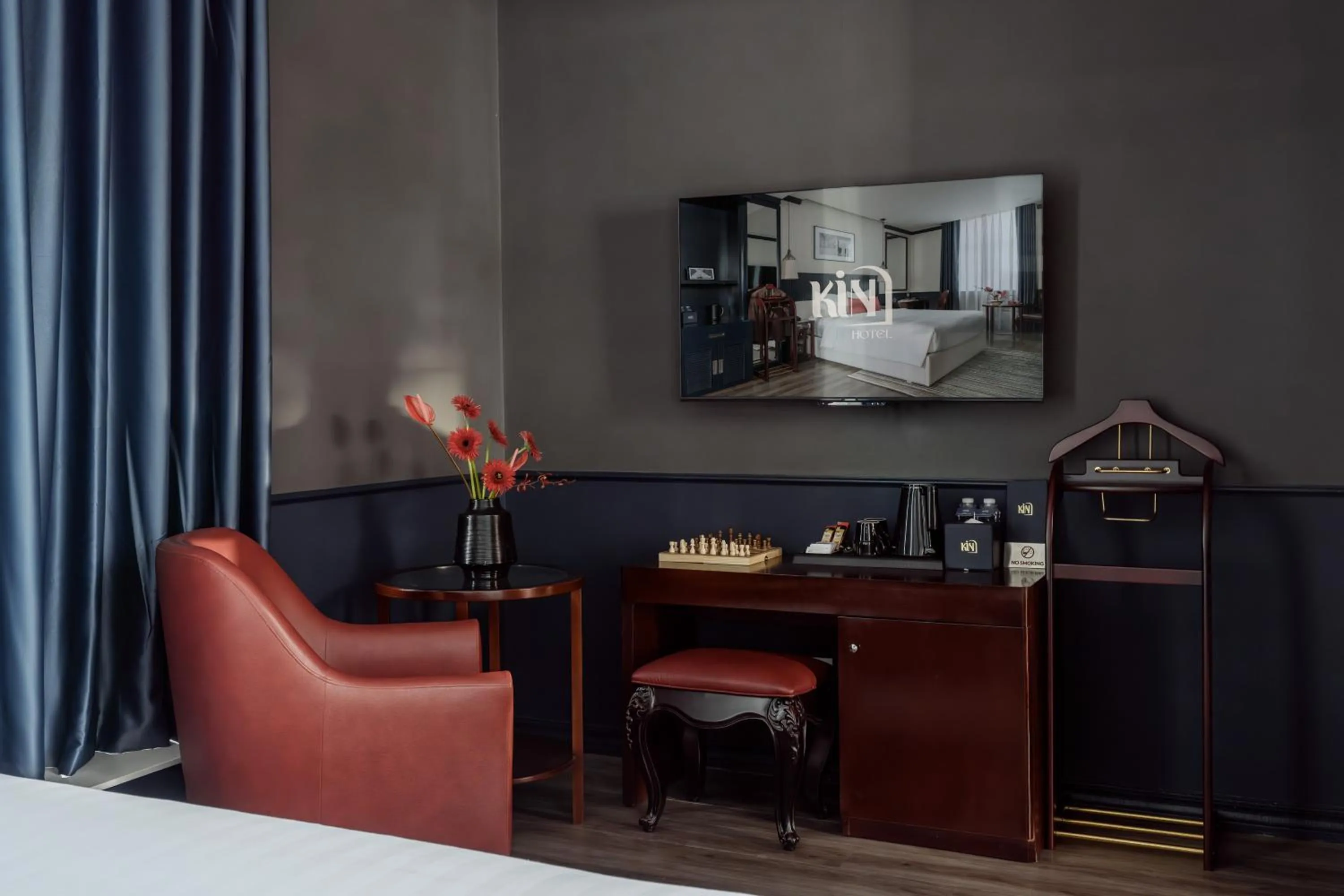 TV and multimedia in Kin Hotel Đông Du