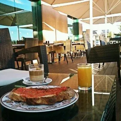 Food and drinks in Hotel Villa De Ferias