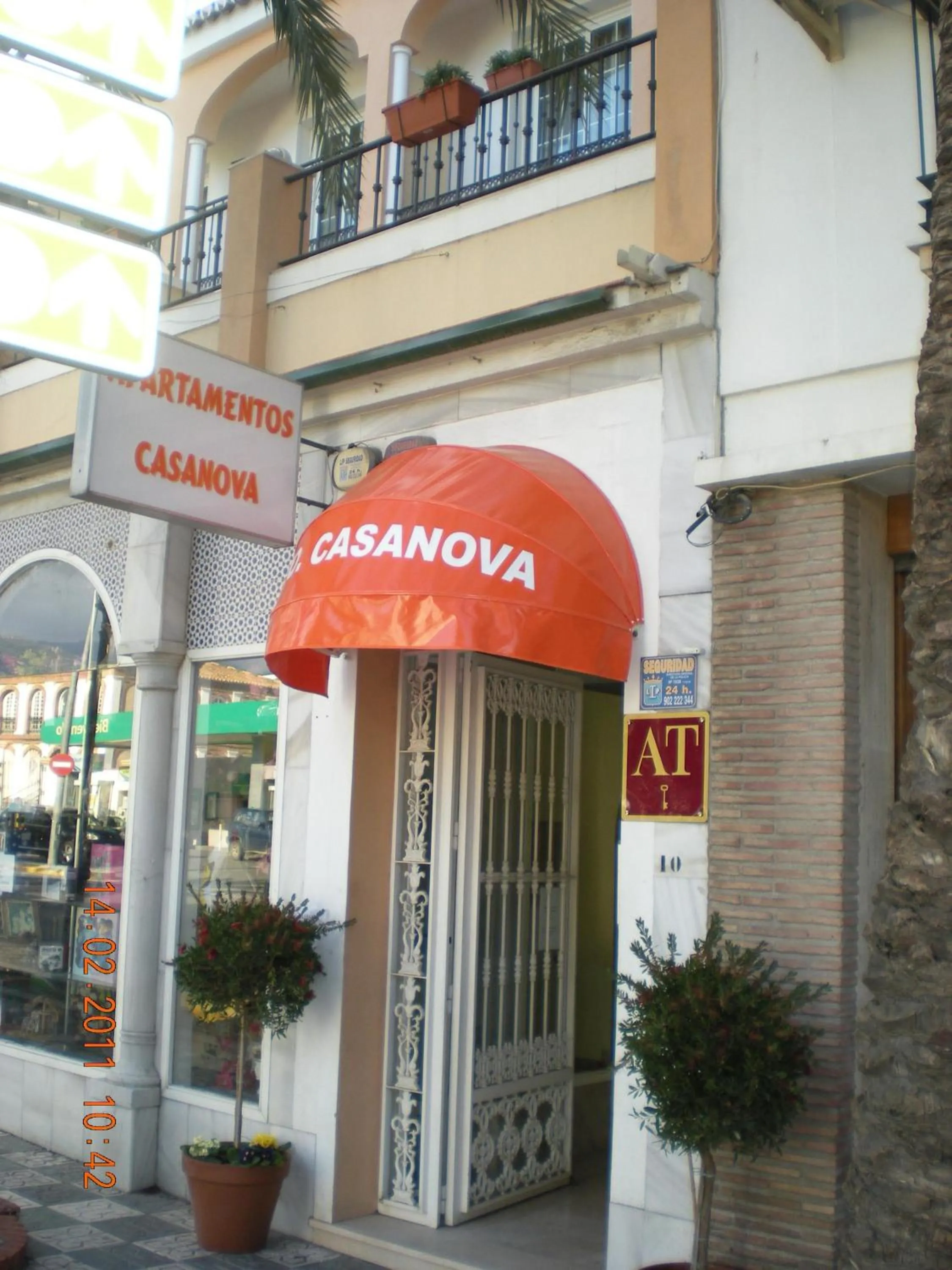 Facade/entrance in Apartamentos Casanova