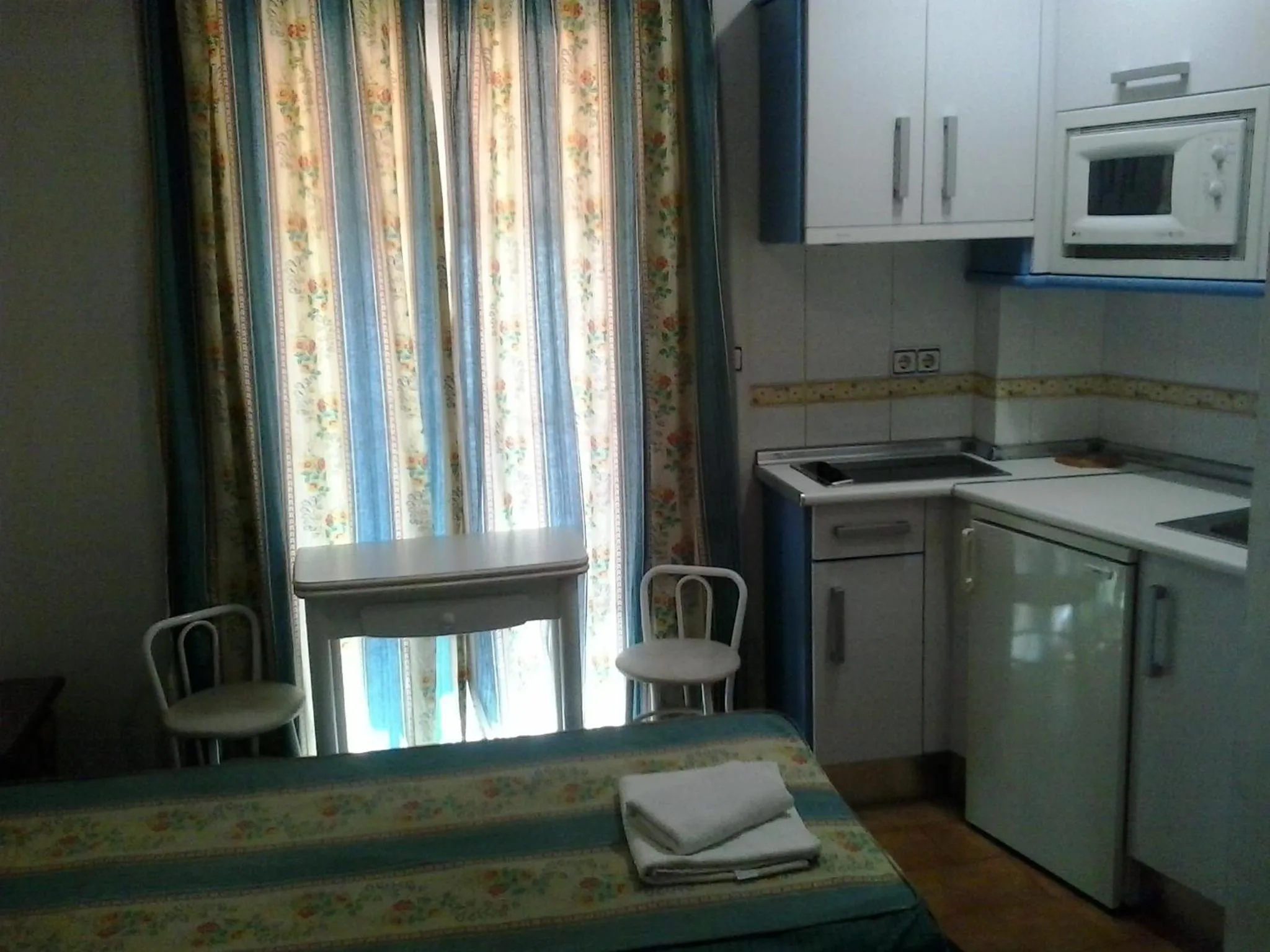 Kitchen or kitchenette in Apartamentos Casanova