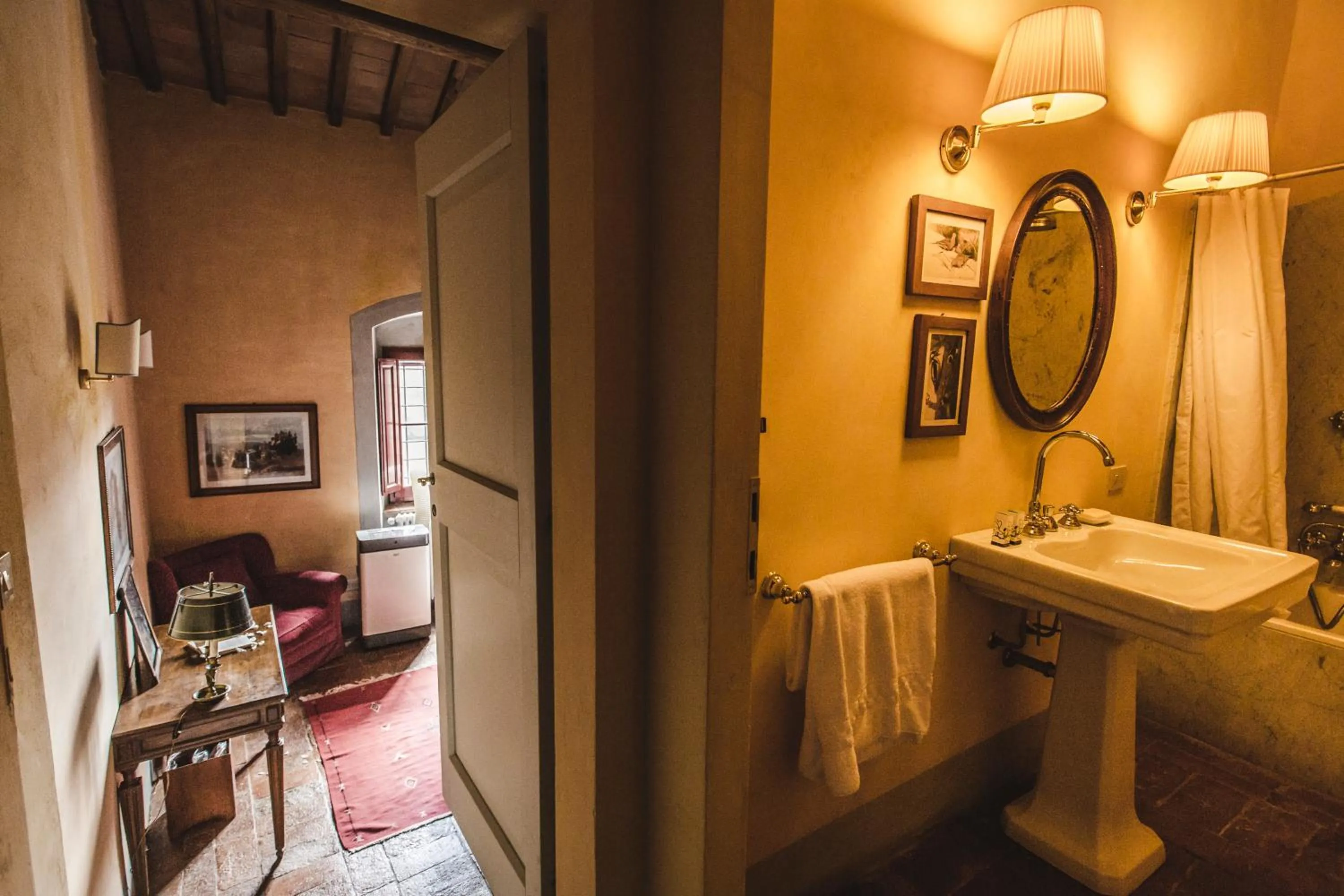 Bathroom in La Veronica Exclusive Chianti Resort