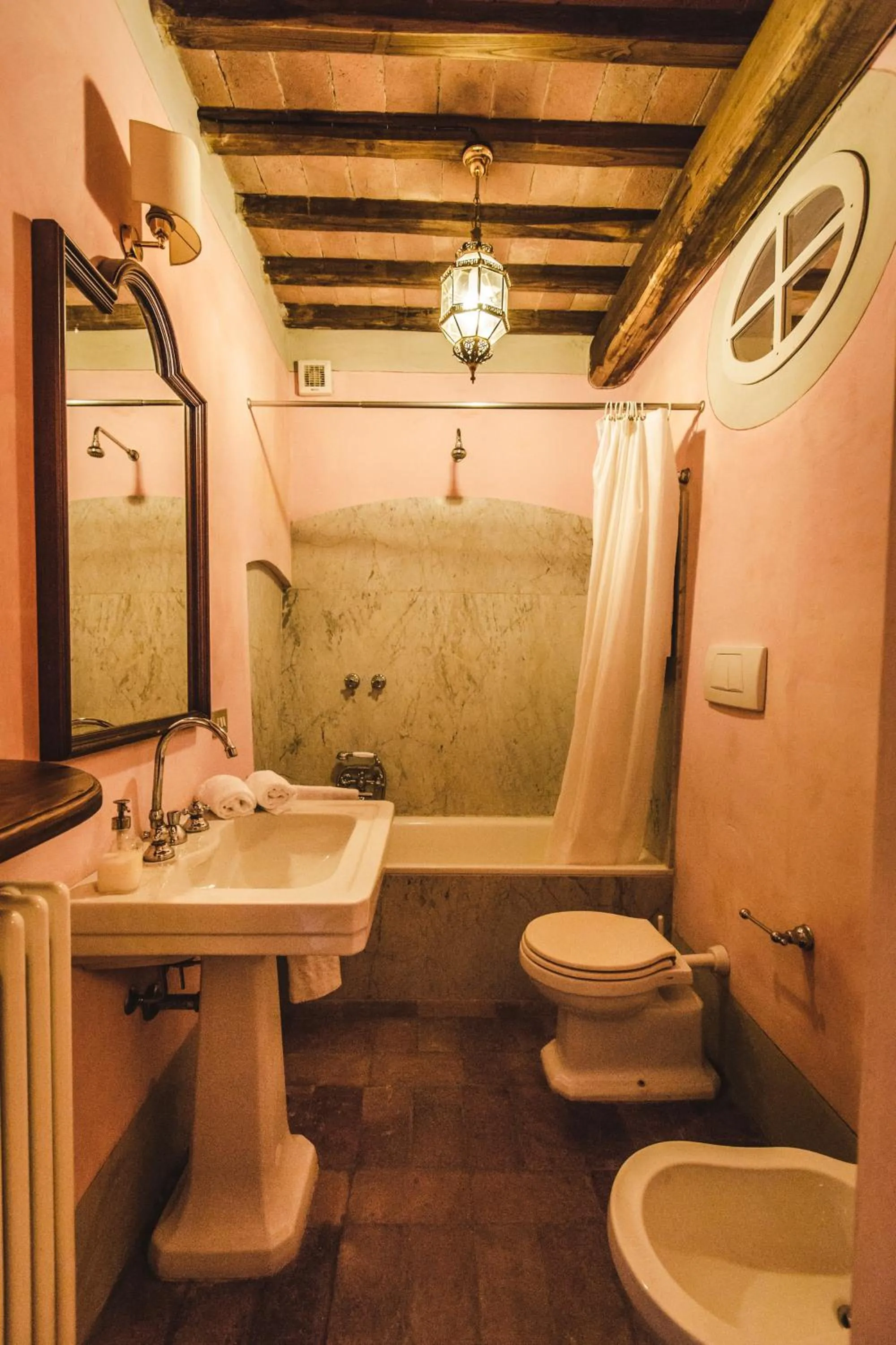 Bathroom in La Veronica Exclusive Chianti Resort