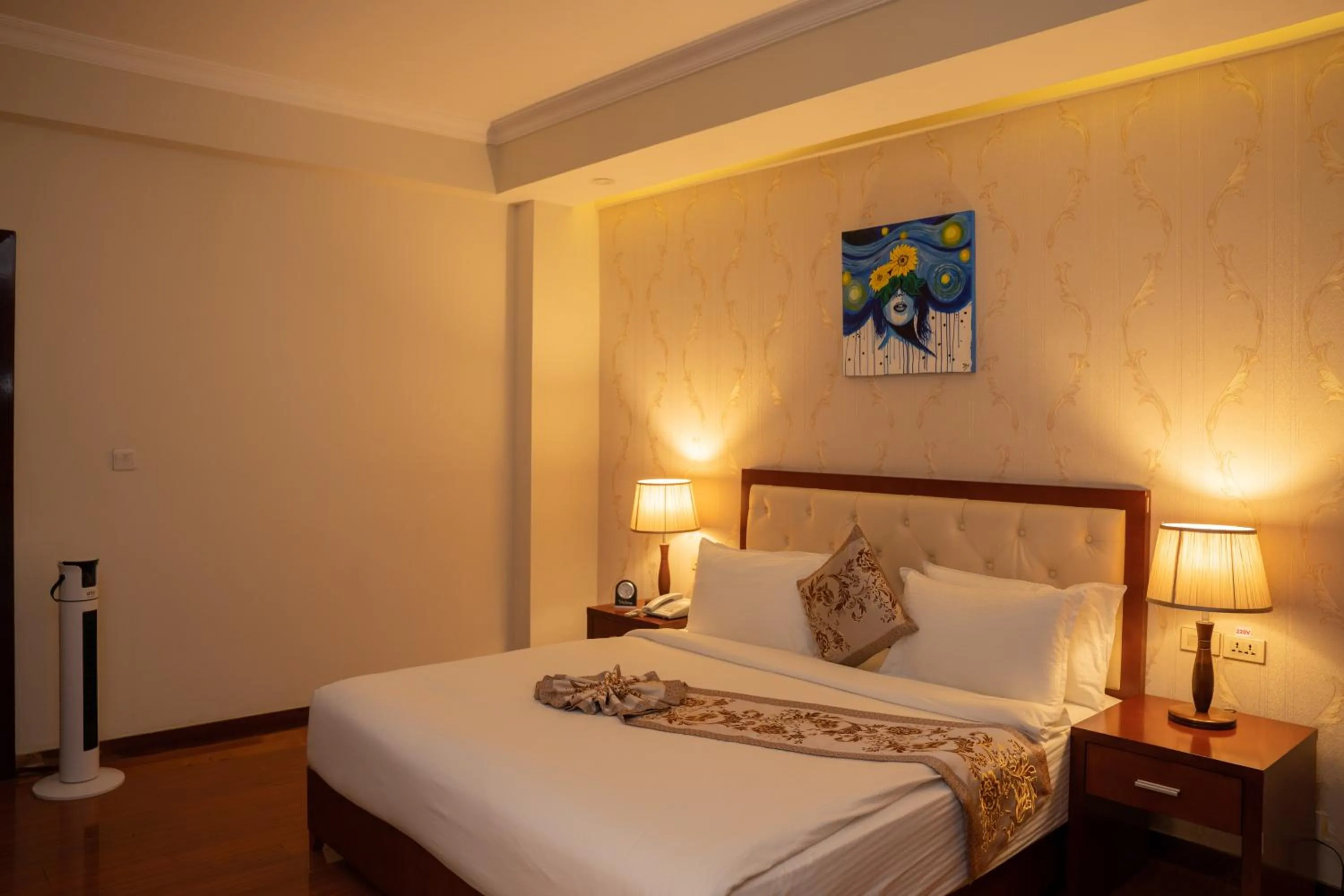 Photo of the whole room, Bed in Tolip Olympia Hotel