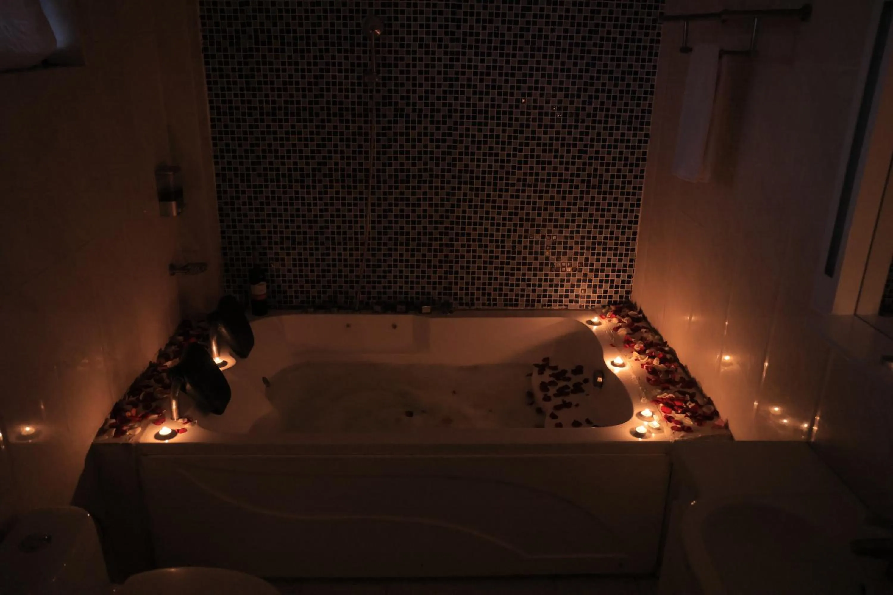 Hot Tub in Tolip Olympia Hotel