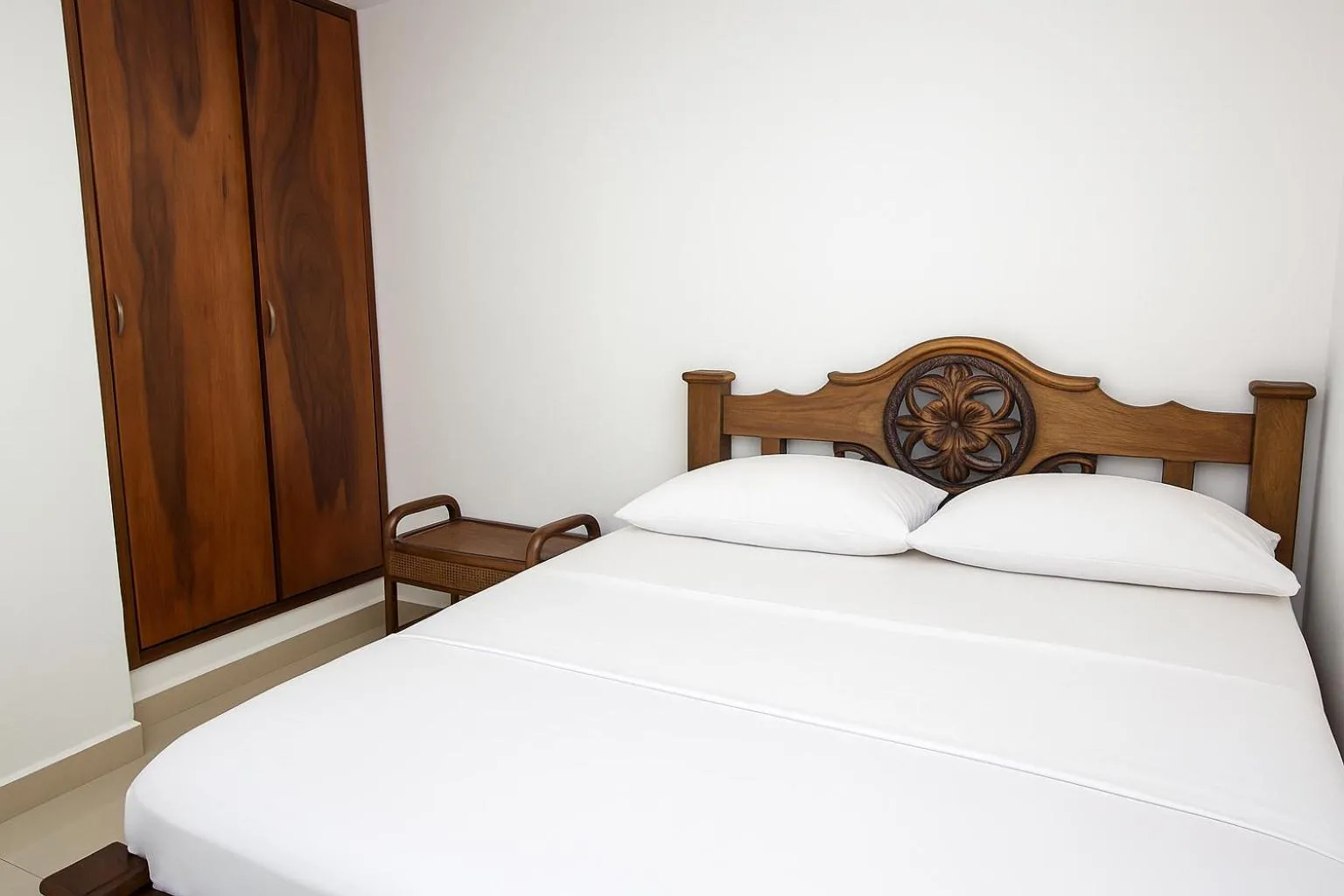 Bedroom, Bed in El Velero Apartamentos By DANP