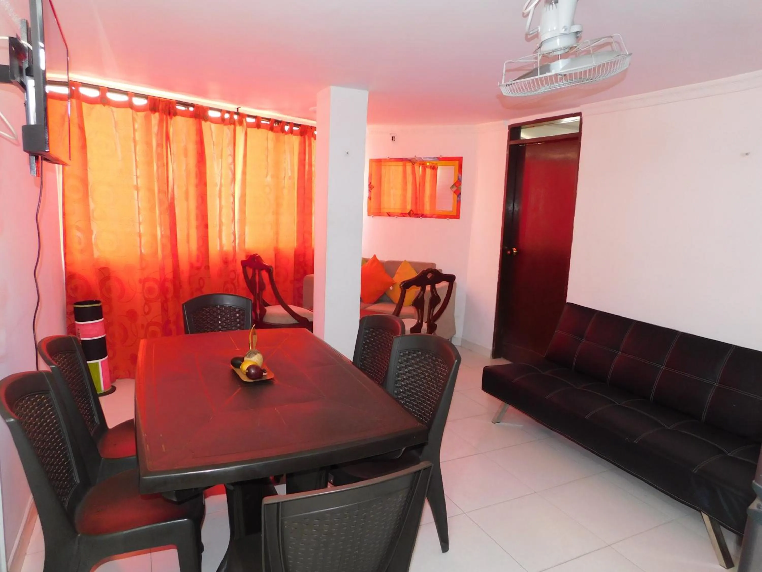 Dining area in El Velero Apartamentos By DANP