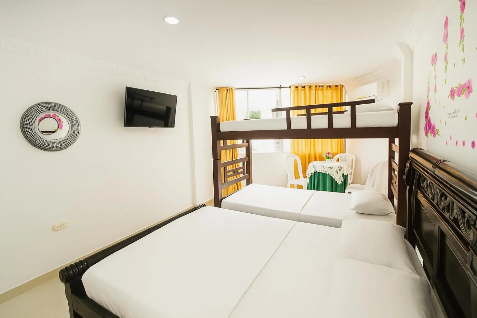 Photo of the whole room, Bed in El Velero Apartamentos By DANP