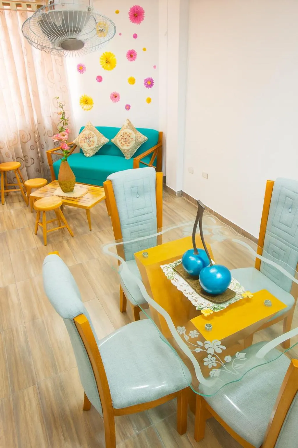 Dining area in El Velero Apartamentos By DANP