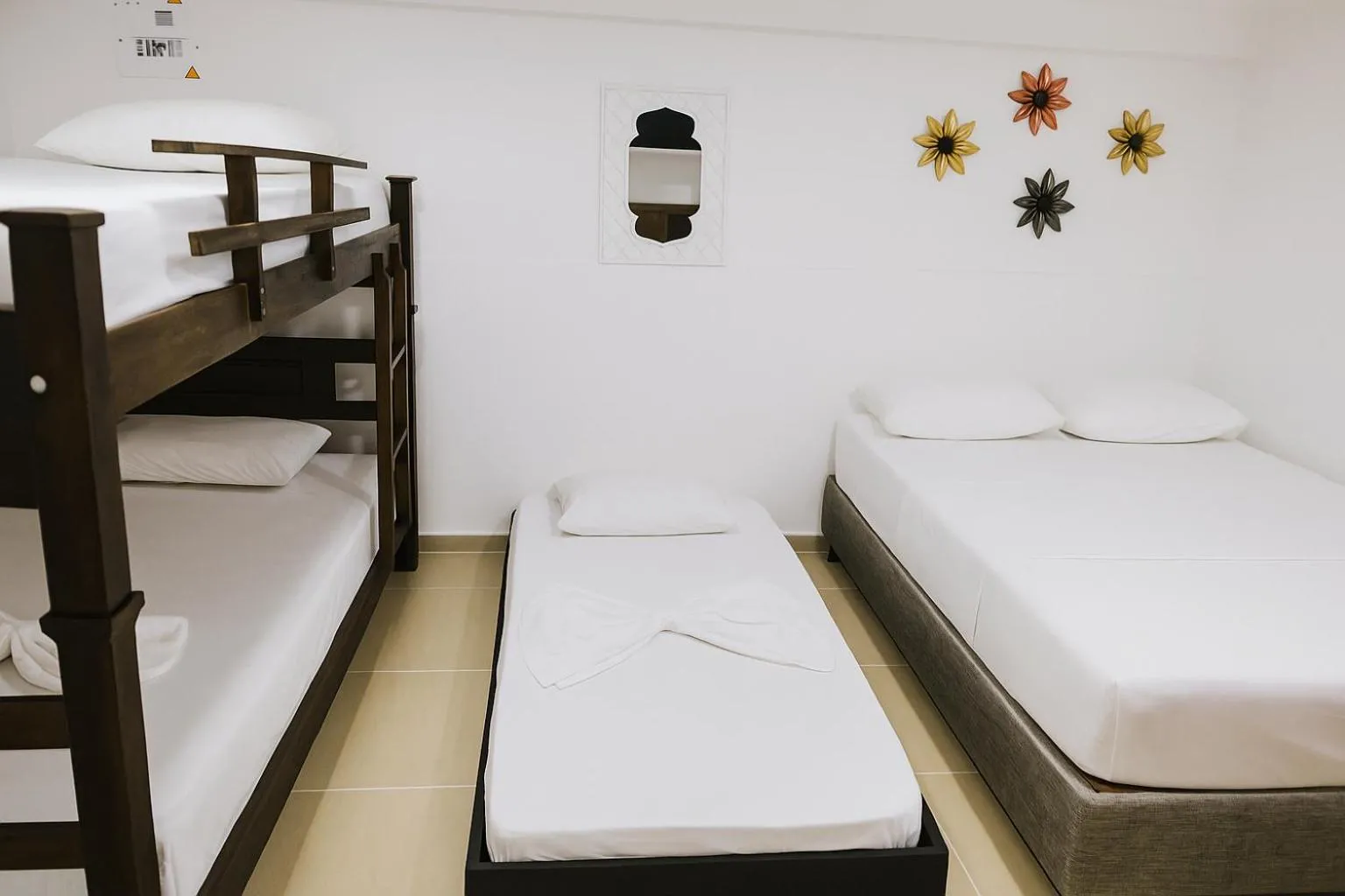 Bedroom, Bed in El Velero Apartamentos By DANP