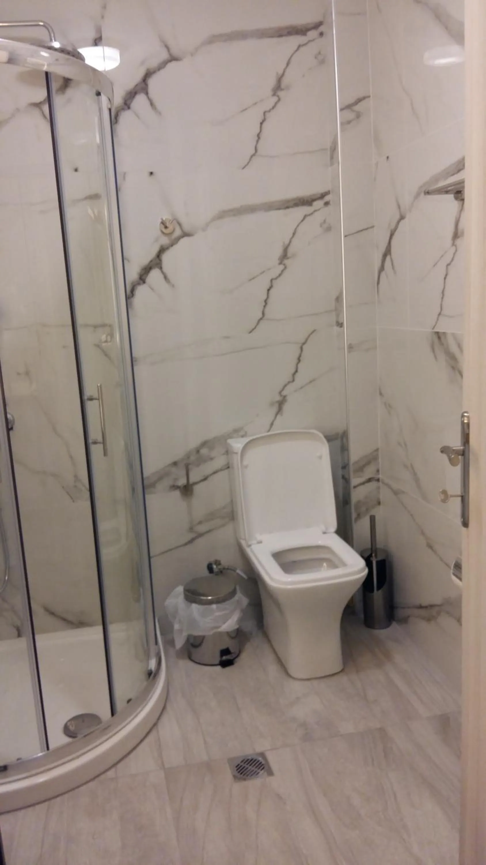 Bathroom in PHILIPPOS Hotel Apartments