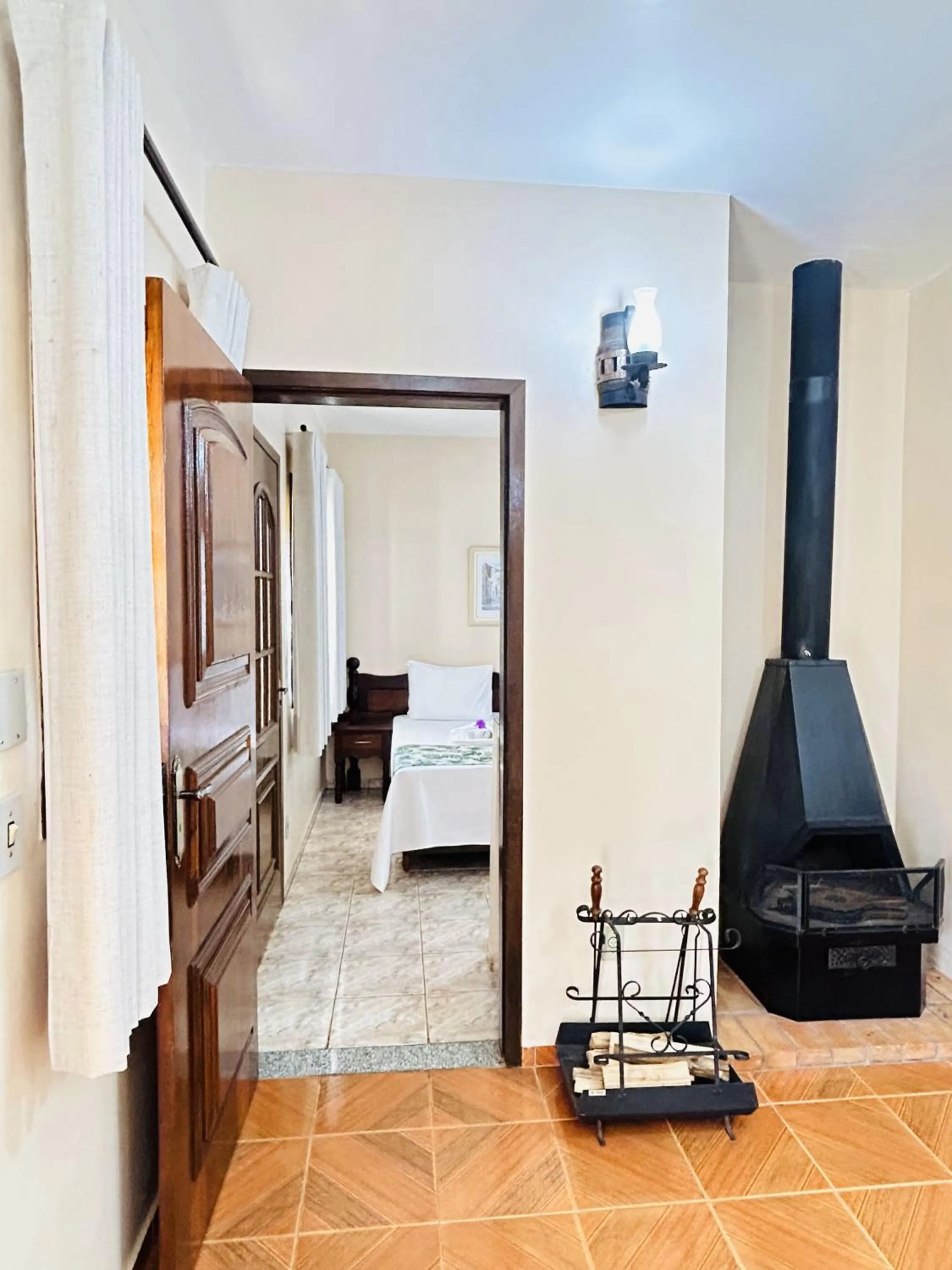 Living room, Bed in Hotel Fazenda Itáytyba