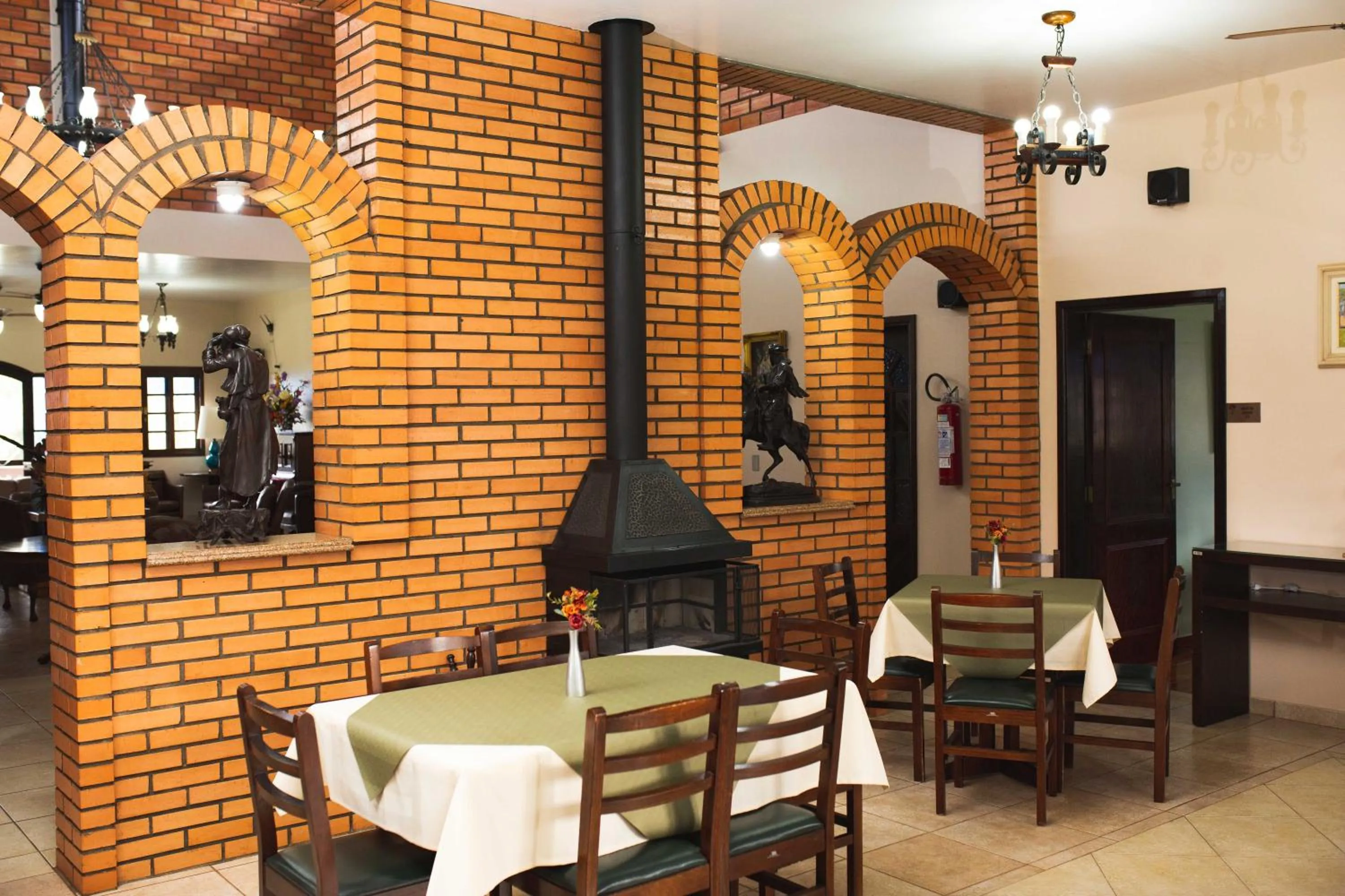 Restaurant/places to eat in Hotel Fazenda Itáytyba