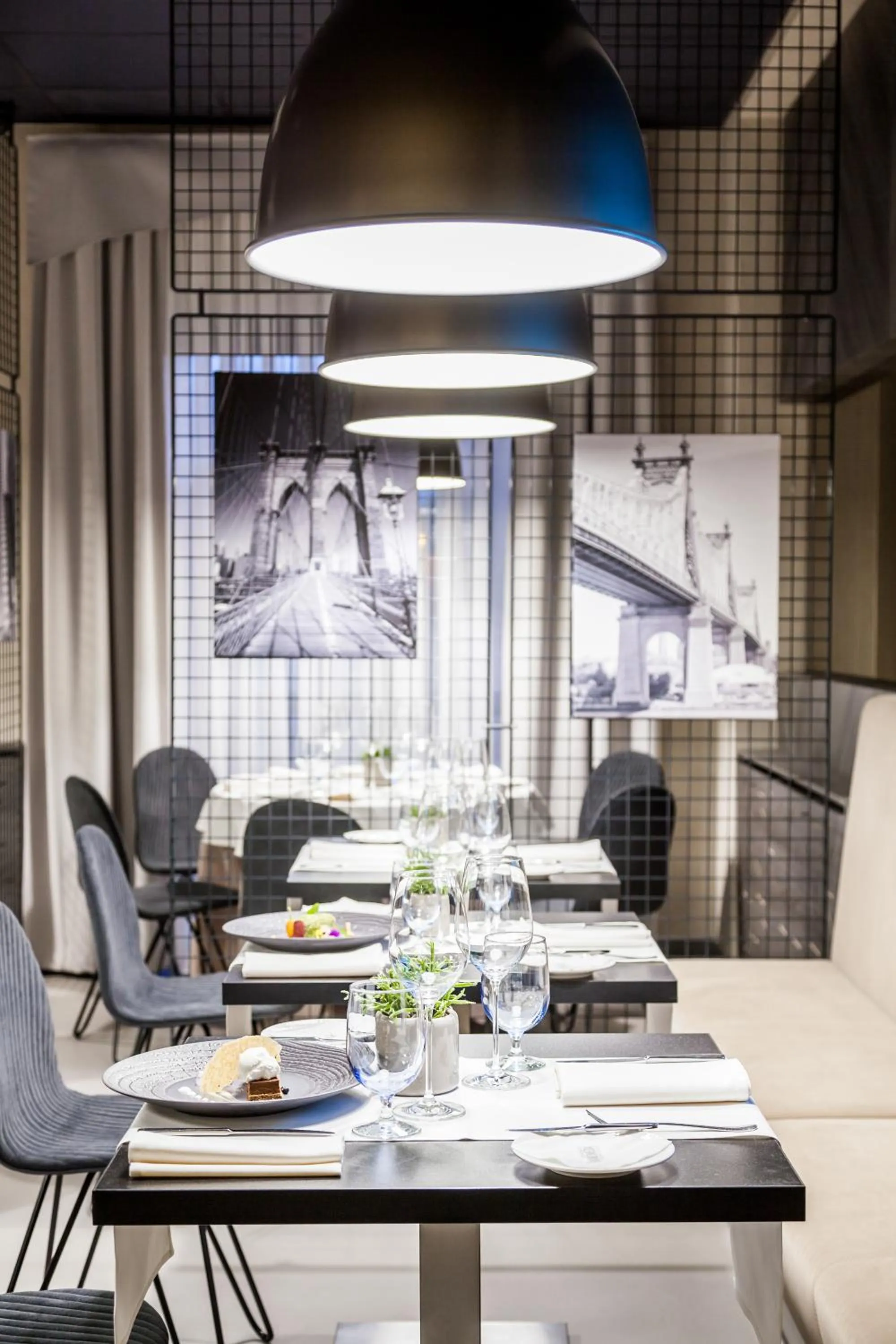 Restaurant/places to eat in Galaxy Hotel