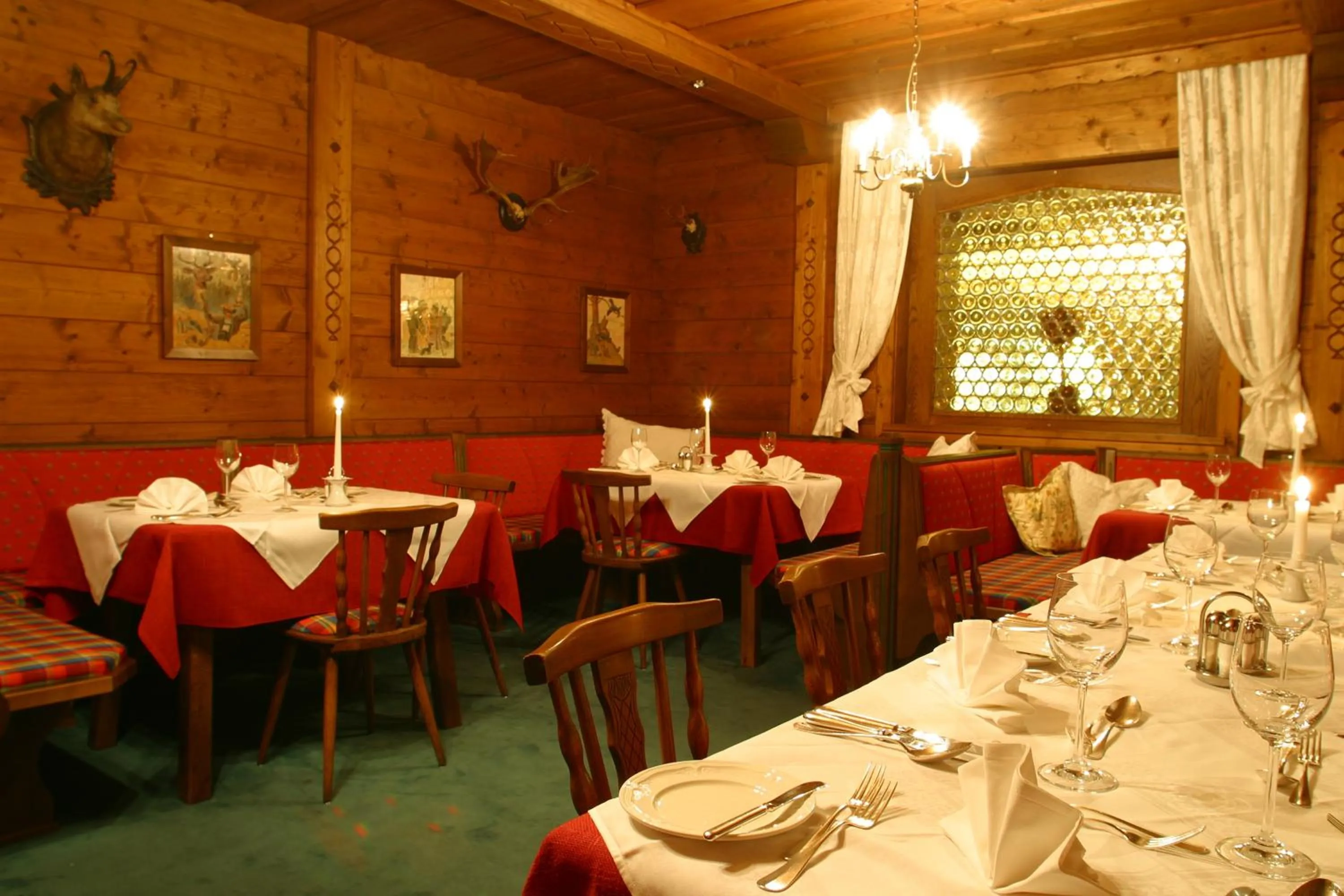 Restaurant/places to eat in Sporthotel St. Anton