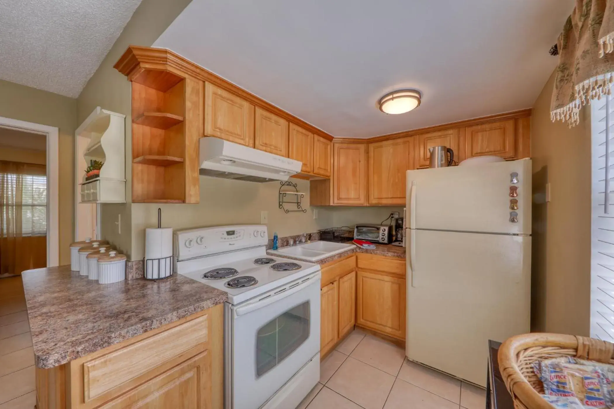 BeachTrail Lodging at Indian Rocks Beach Apartment 2 in BeachTrail Lodging BeachTrail Lodging at Indian Rocks Beach Apartment 2 in BeachTrail Lodging