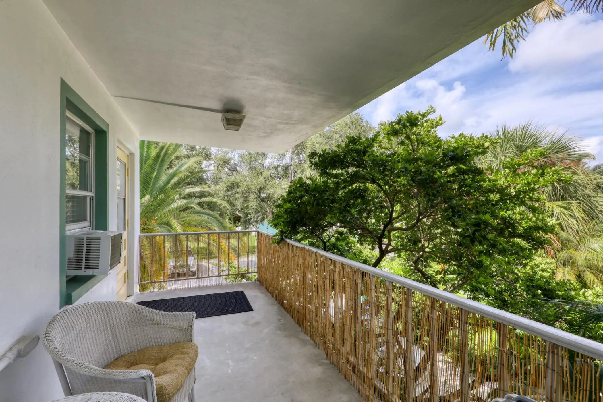 Patio in BeachTrail Lodging