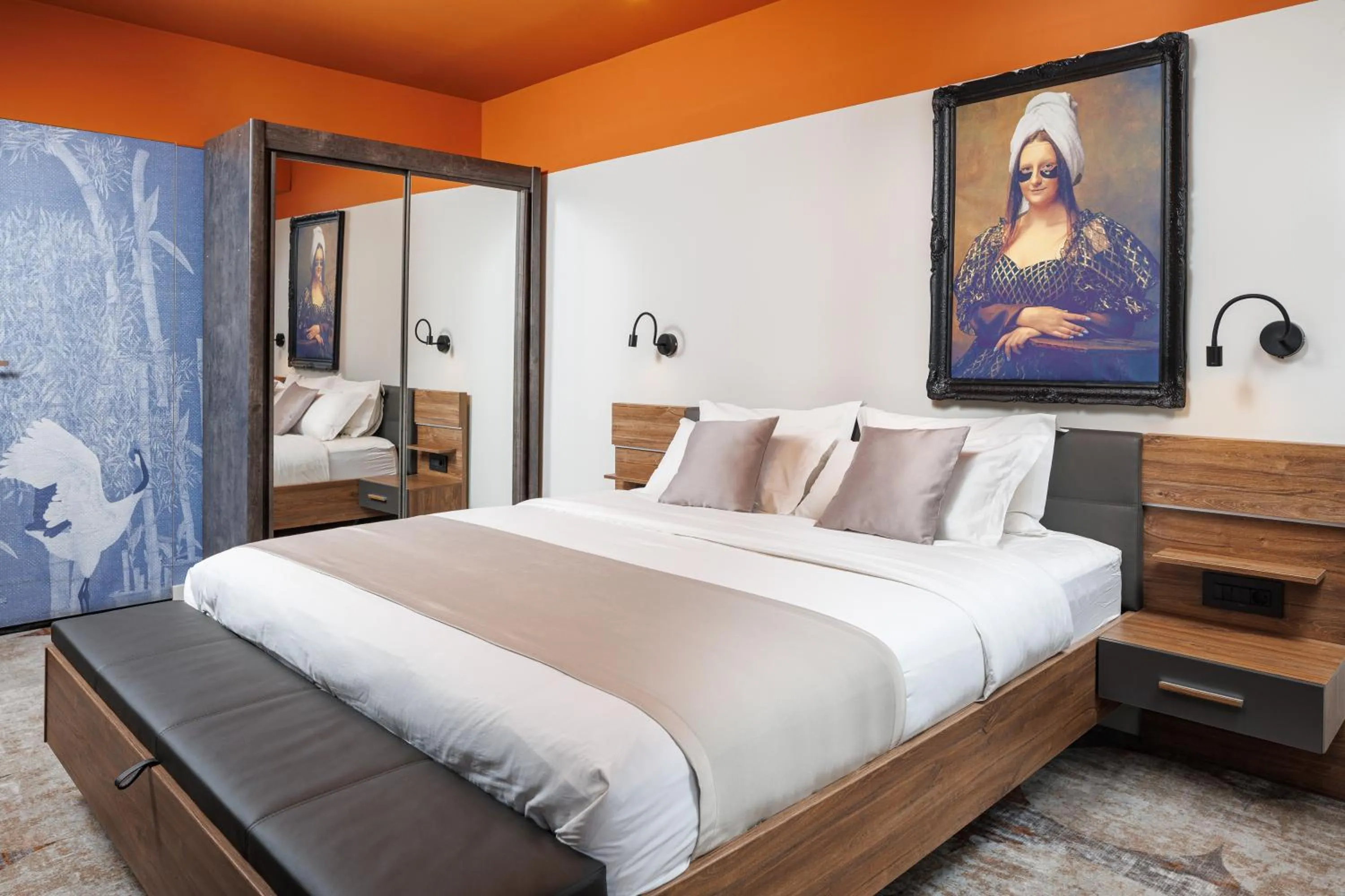 Bed in Bucharest Comfort Suites Hotel