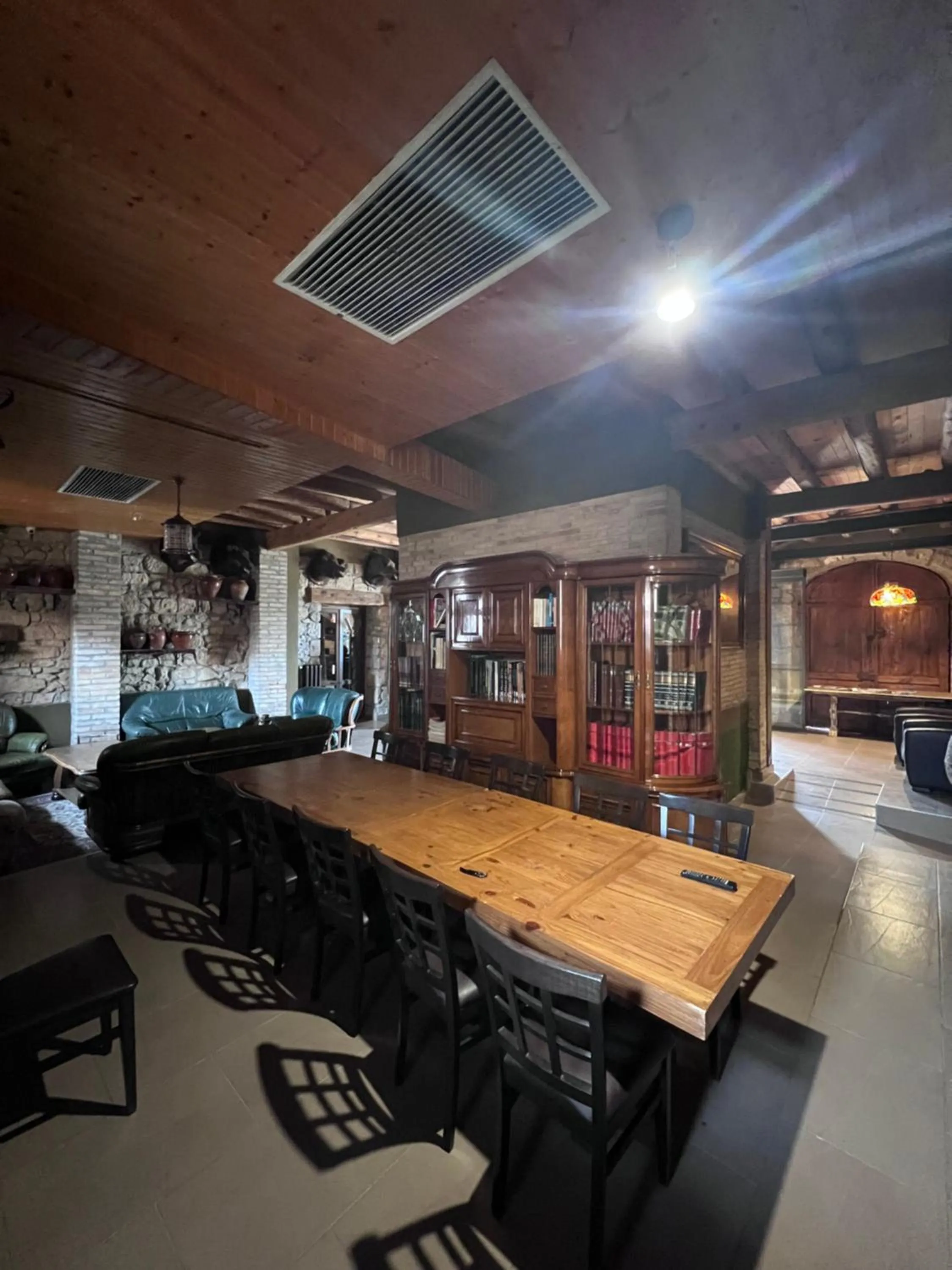 Communal lounge/ TV room in La Garbinada Hotel