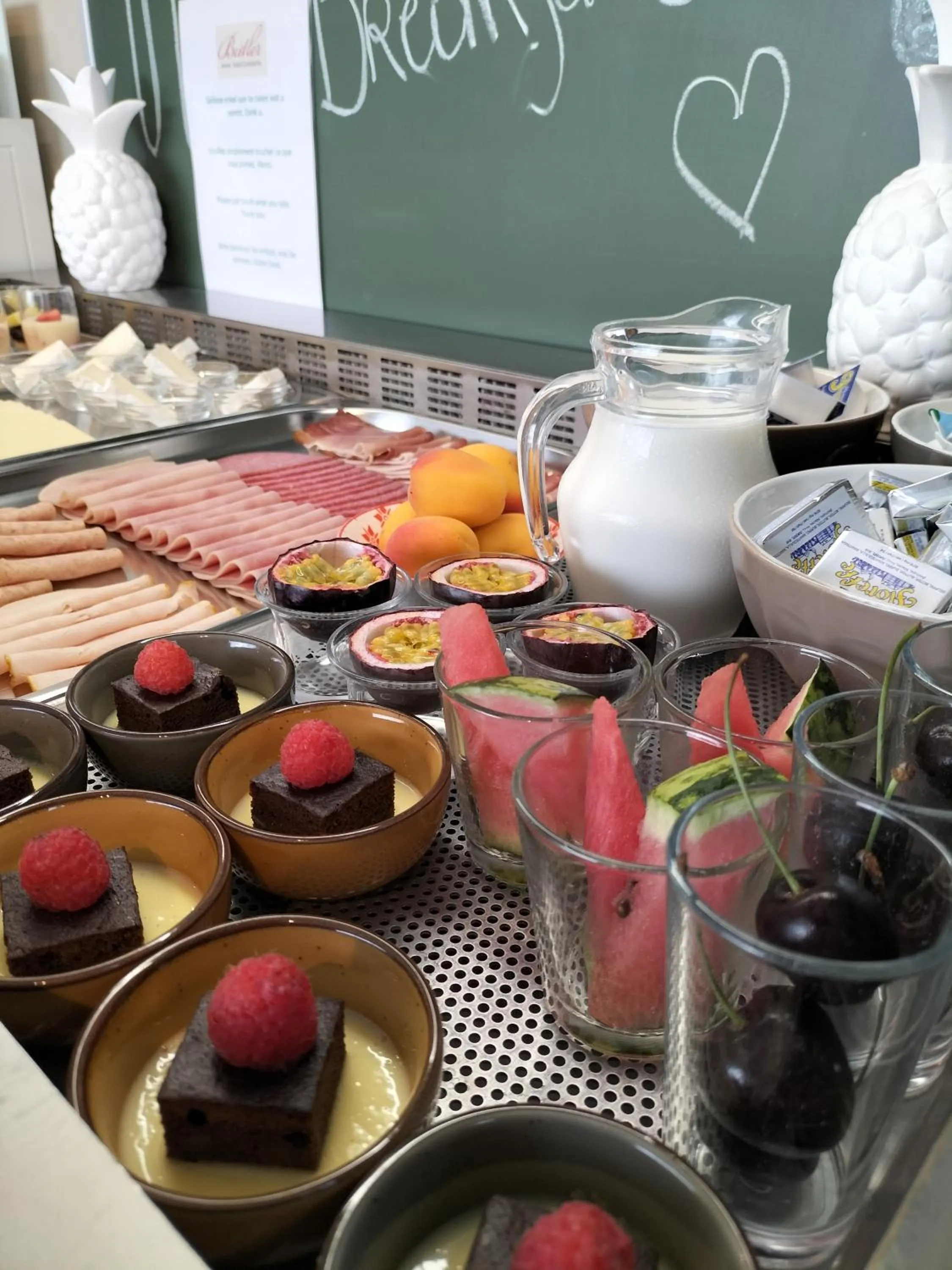 Breakfast in Boutique Hotel Butler