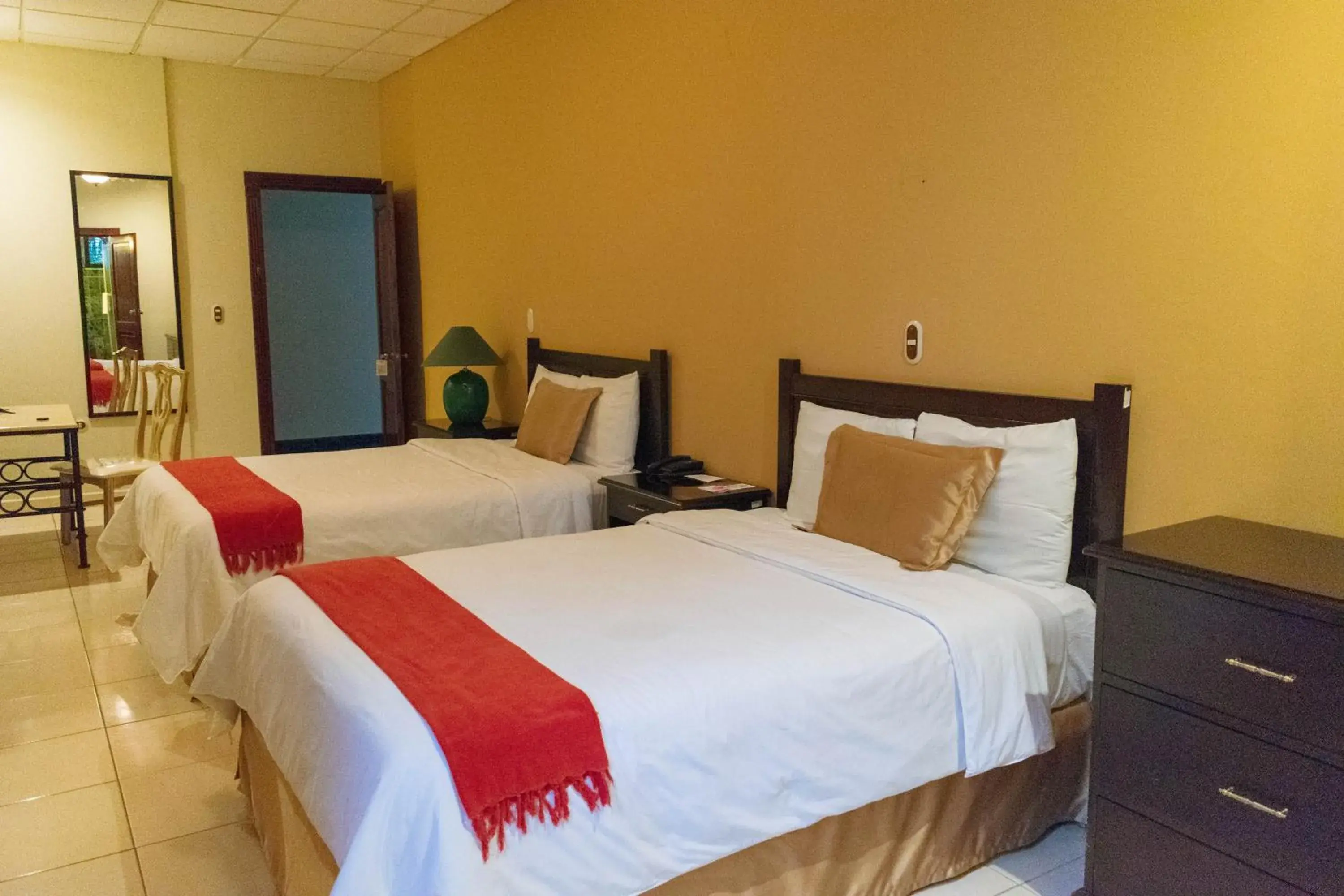 Double Room in Hotel El Gran Chortí Double Room in Hotel El Gran Chortí