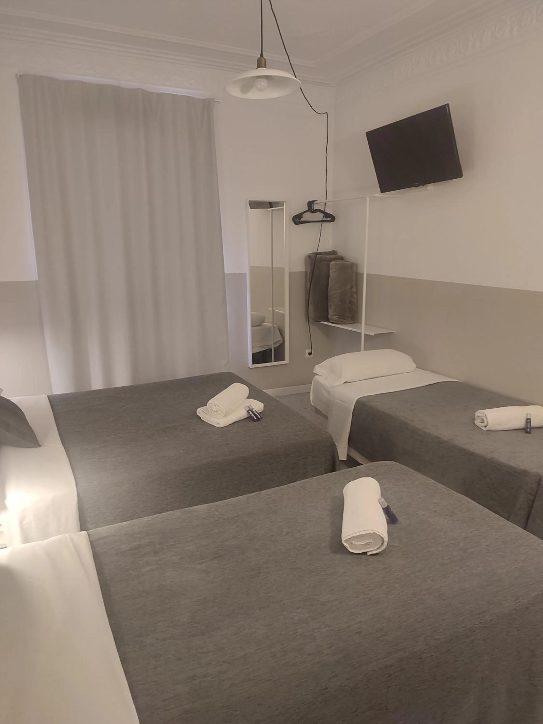 Bedroom, Bed in Hostal Hera