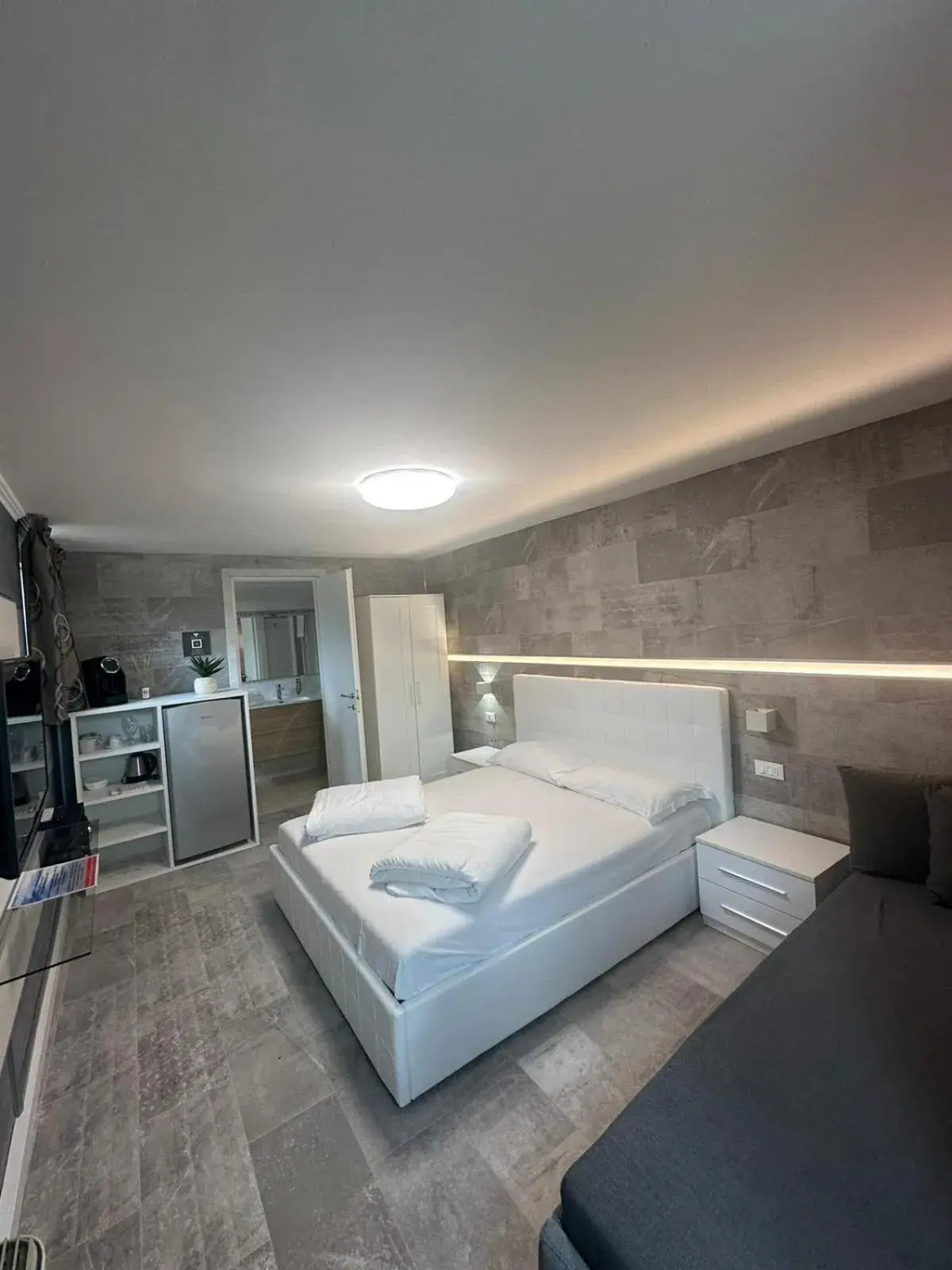 Triple Room with Terrace in Residence Delle Rose Triple Room with Terrace in Residence Delle Rose