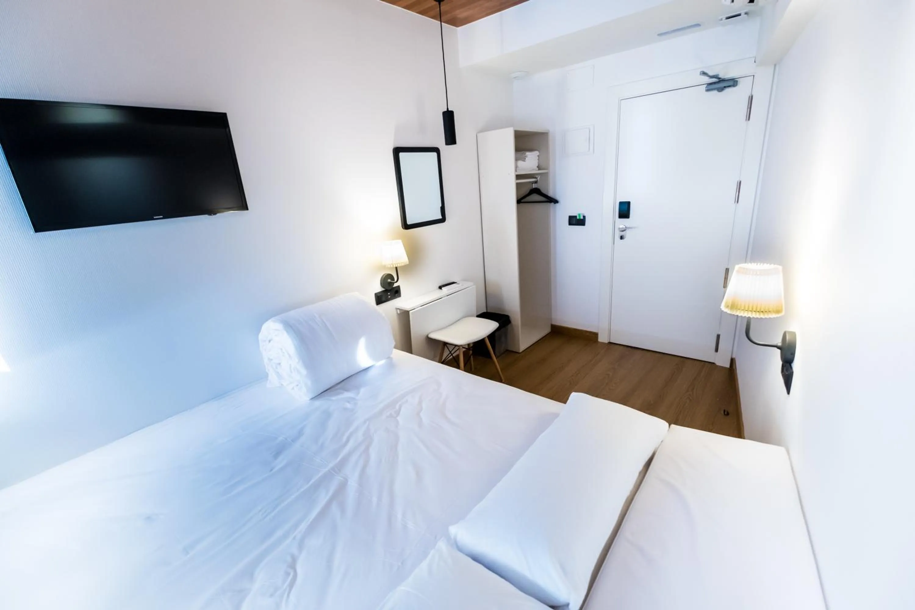 Bed in Far Home Bernabeu