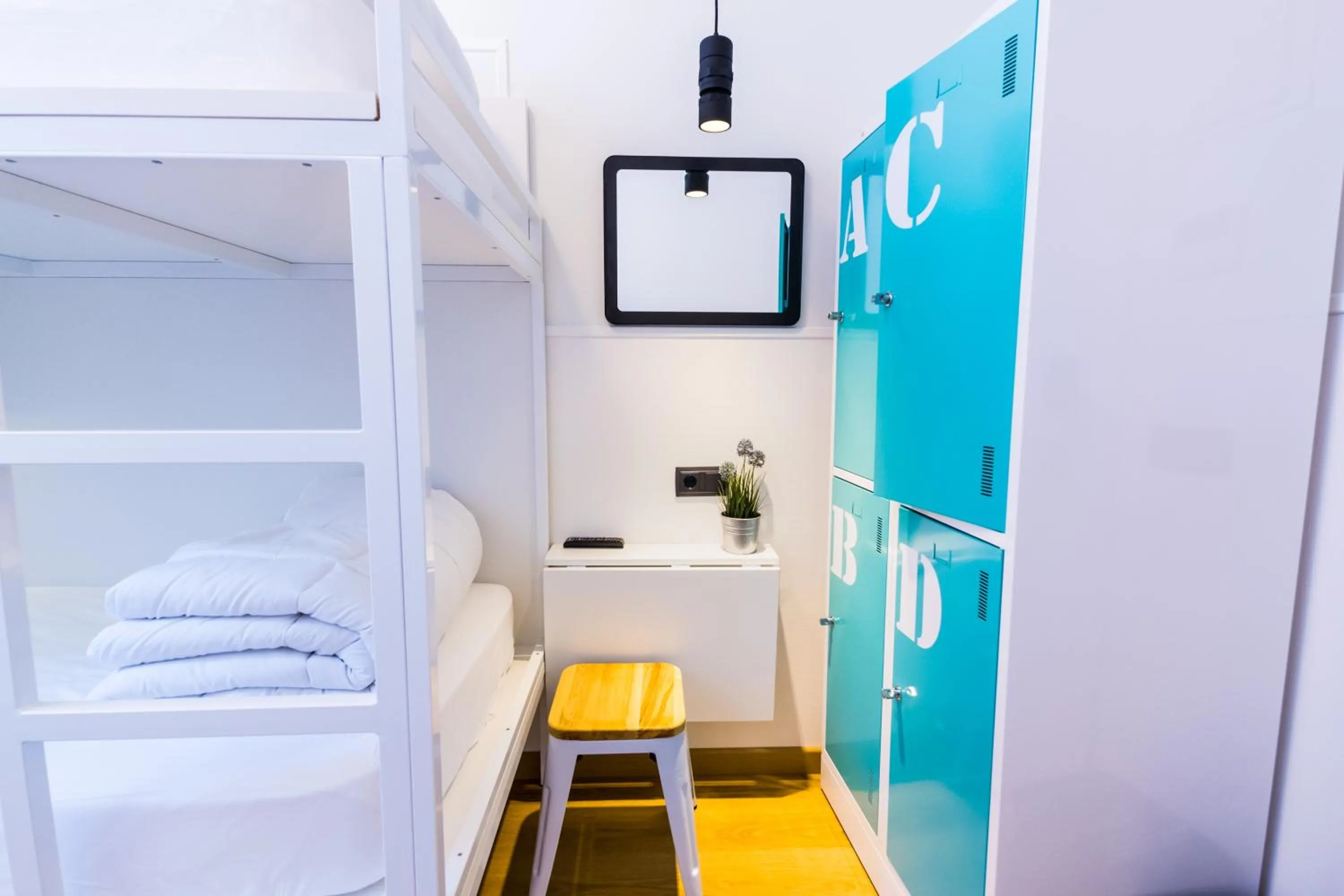 Photo of the whole room, Bed in Far Home Bernabeu