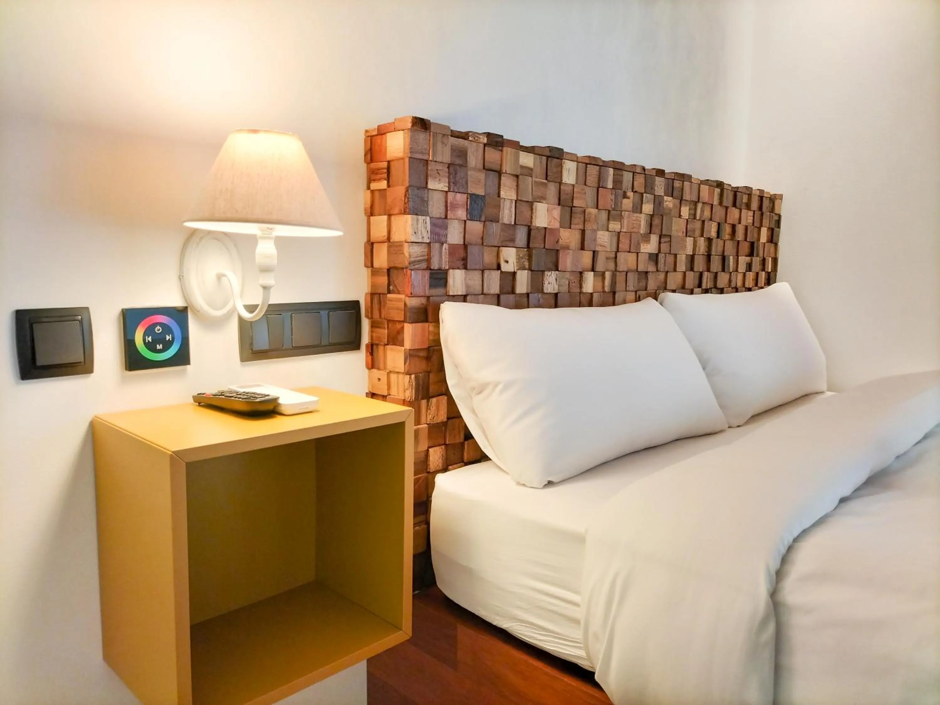 Bedroom, Bed in Far Home Bernabeu