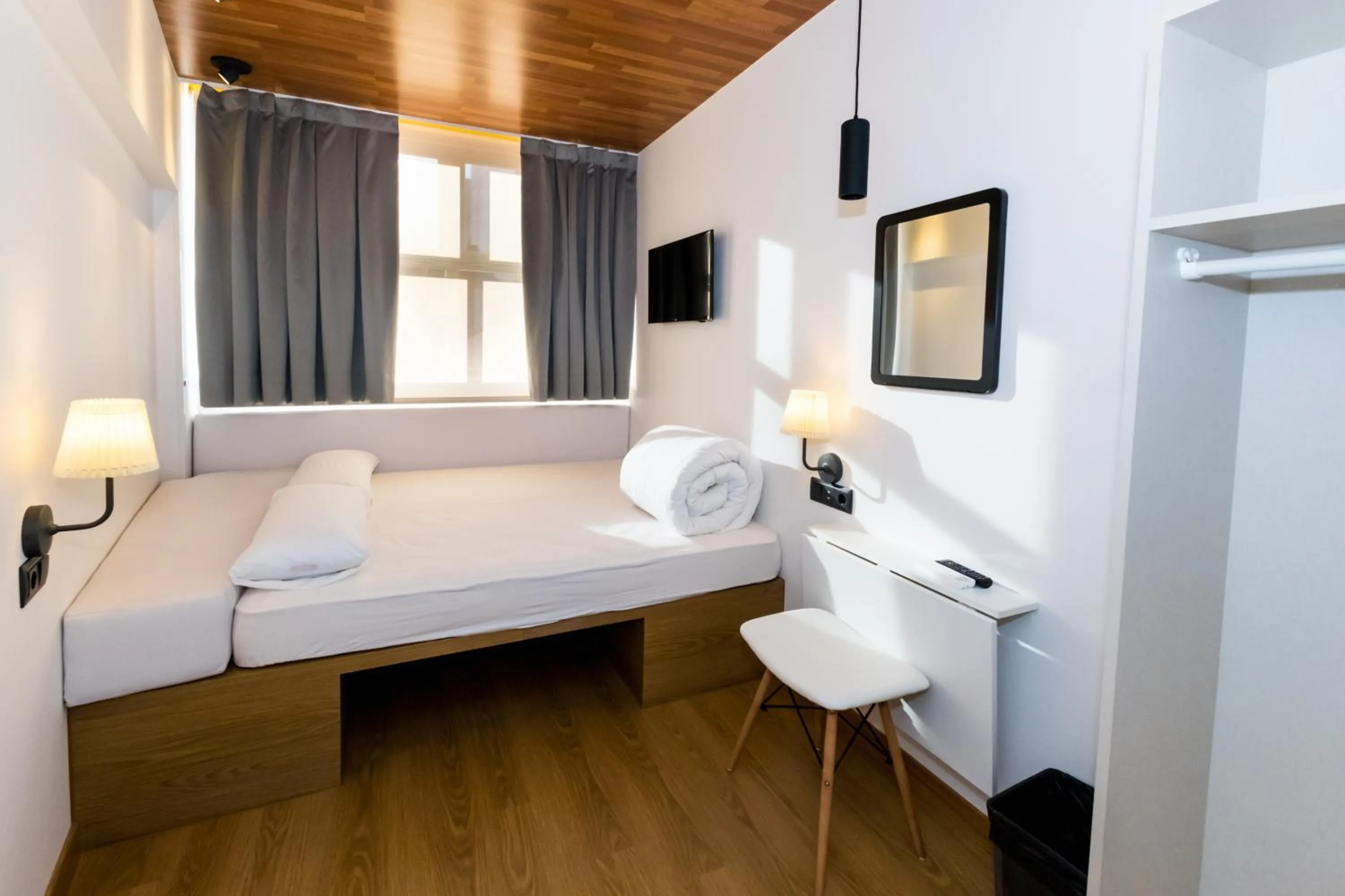 Bed in Far Home Bernabeu