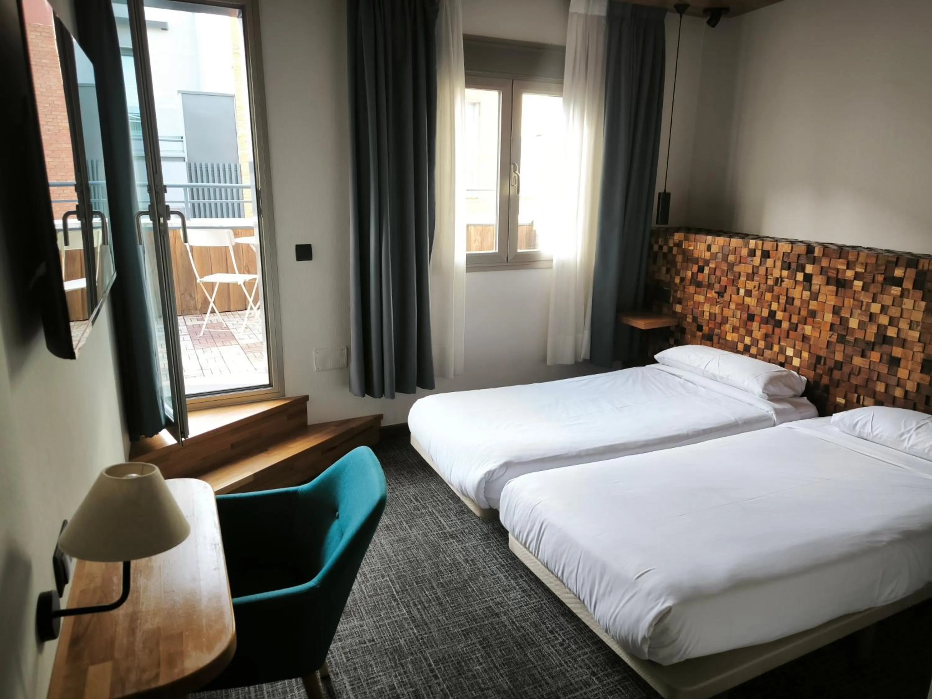 Bed in Far Home Bernabeu