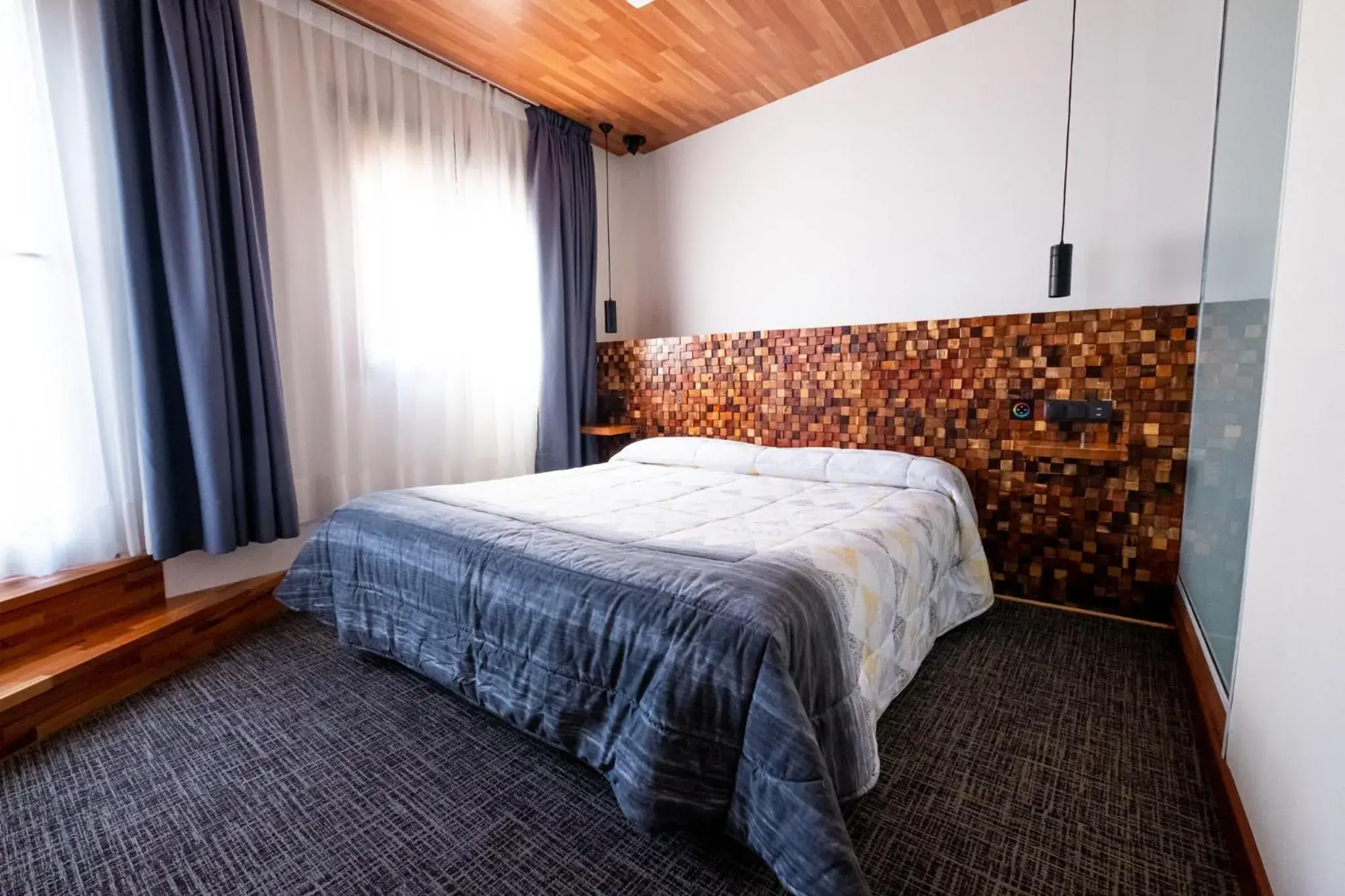 Photo of the whole room, Bed in Far Home Bernabeu Photo of the whole room, Bed in Far Home Bernabeu