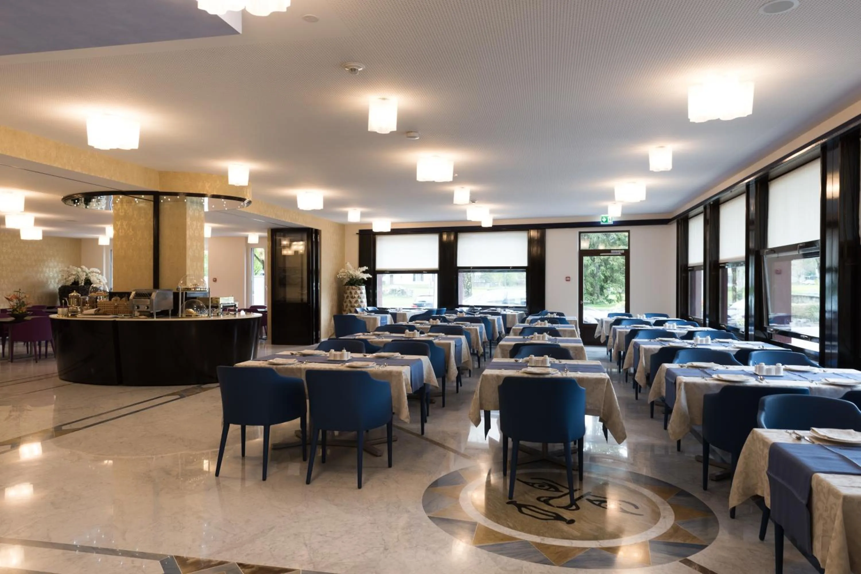 Restaurant/places to eat in Hotel Du Nord