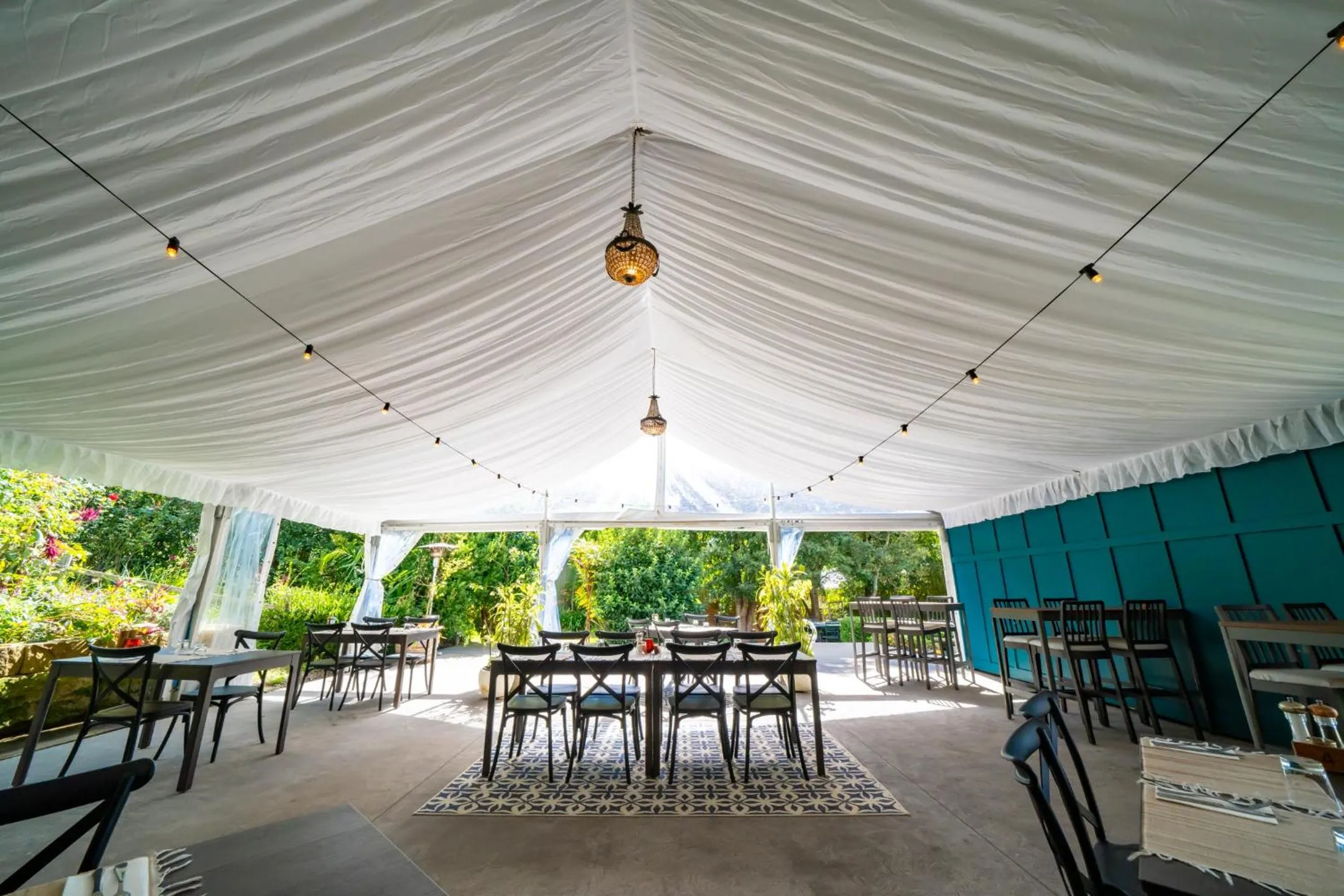 Restaurant/places to eat in Angel Sussurri