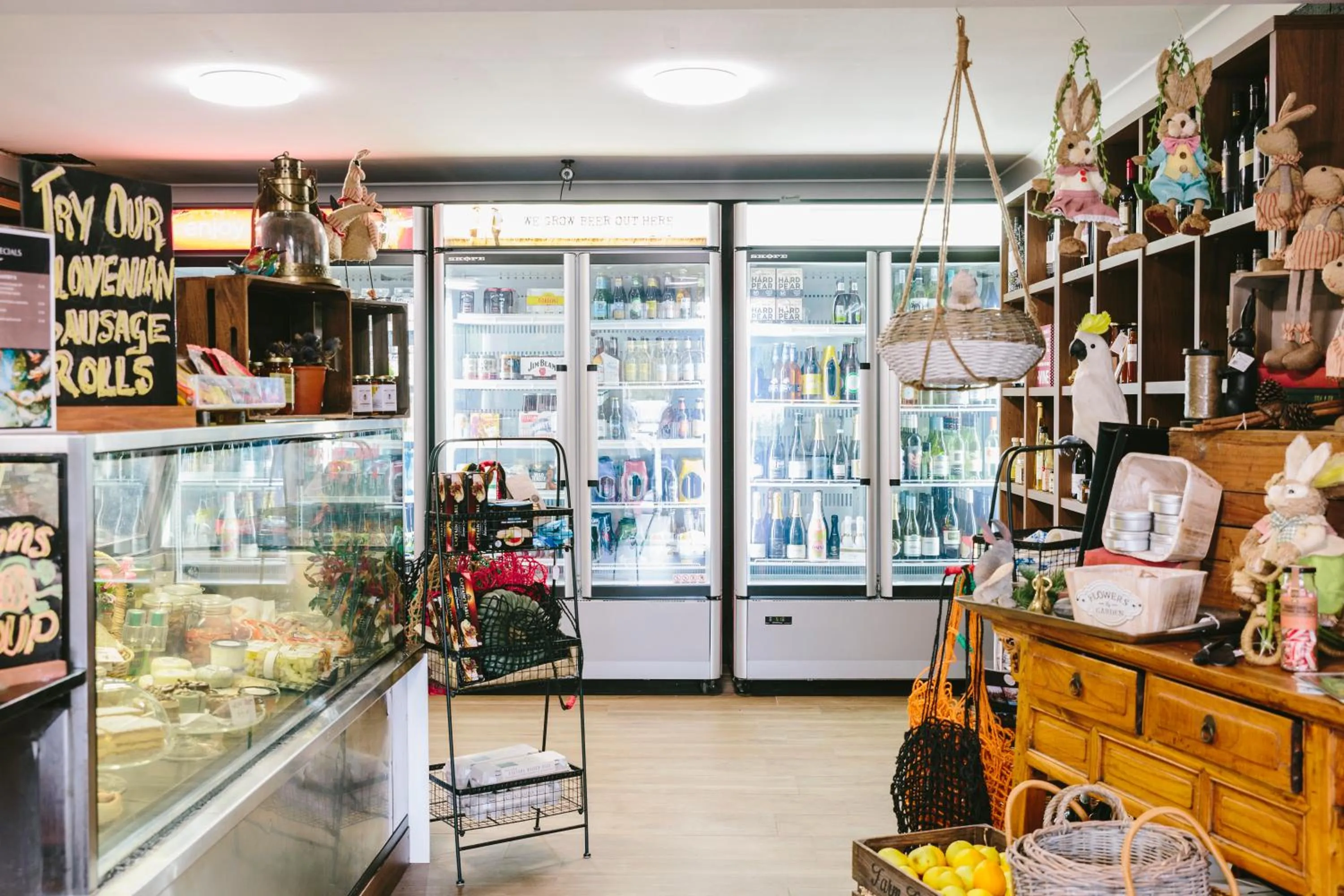 Shopping Area in Angel Sussurri