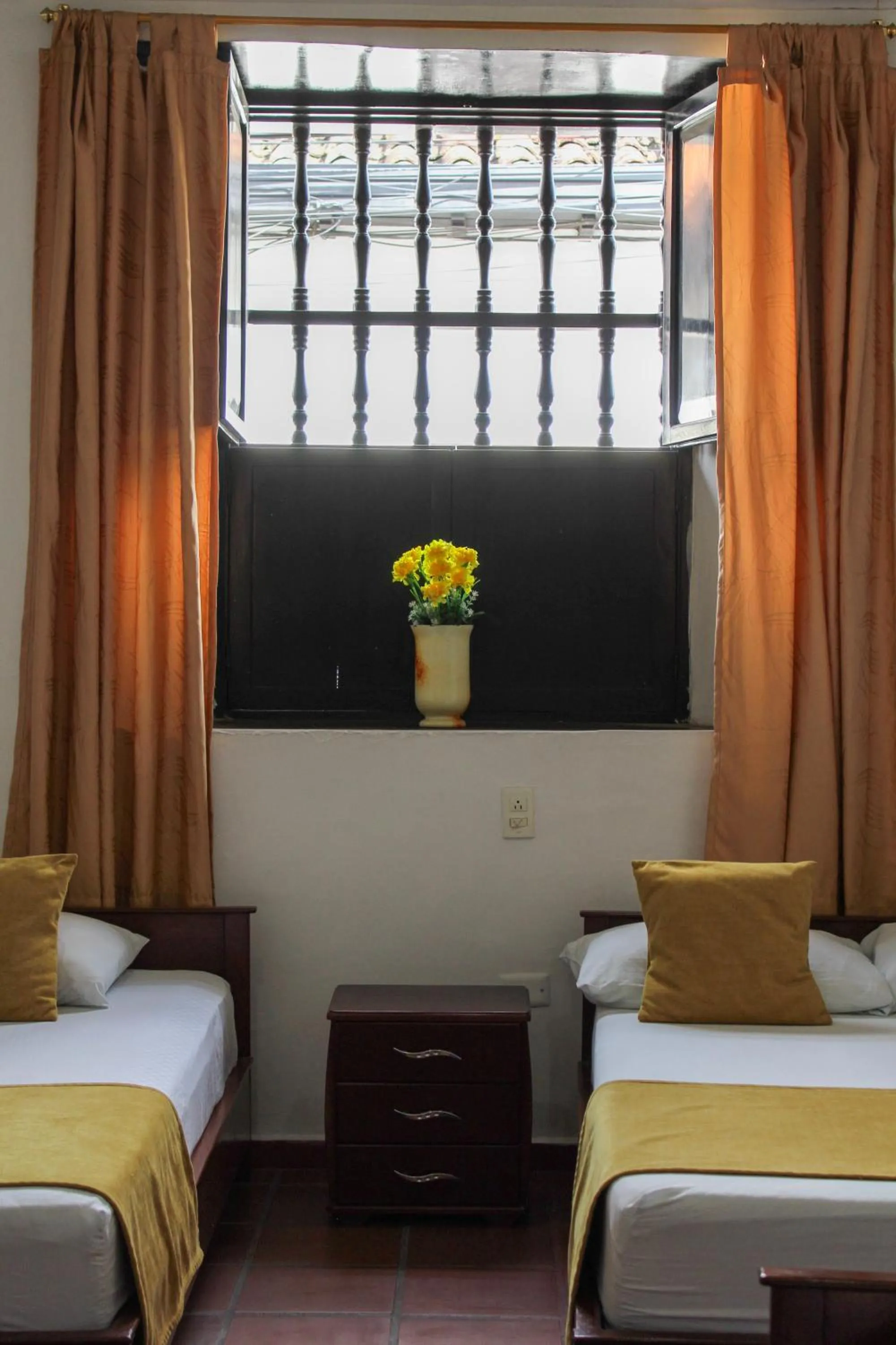 Bedroom, Bed in Hotel Colonial San Felipe