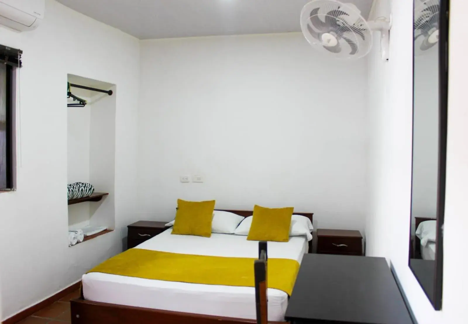 Double Room with Private Bathroom in Hotel Colonial San Felipe Double Room with Private Bathroom in Hotel Colonial San Felipe