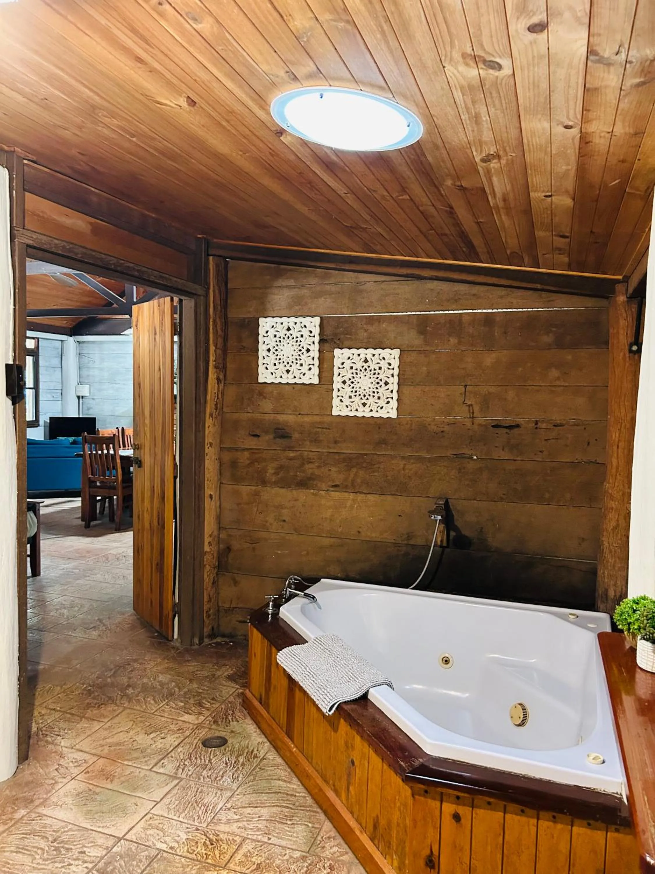 Shower in Ferns Hideaway Resort