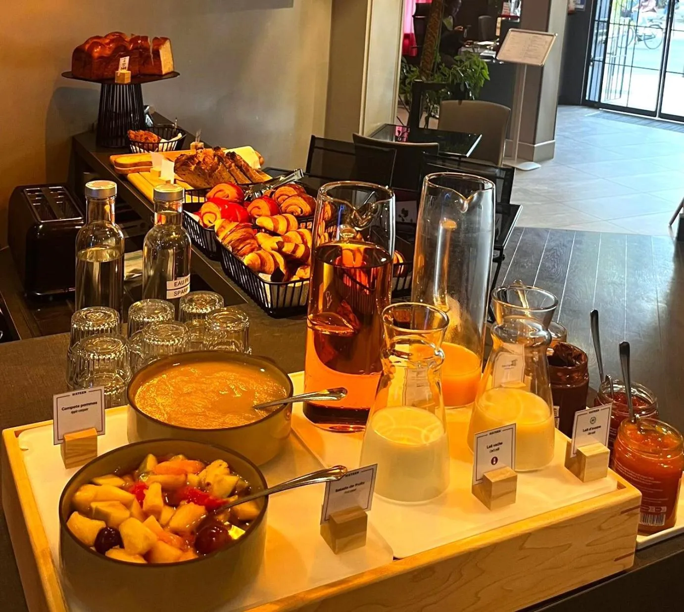 Buffet breakfast in Hotel Sixteen Paris Montrouge